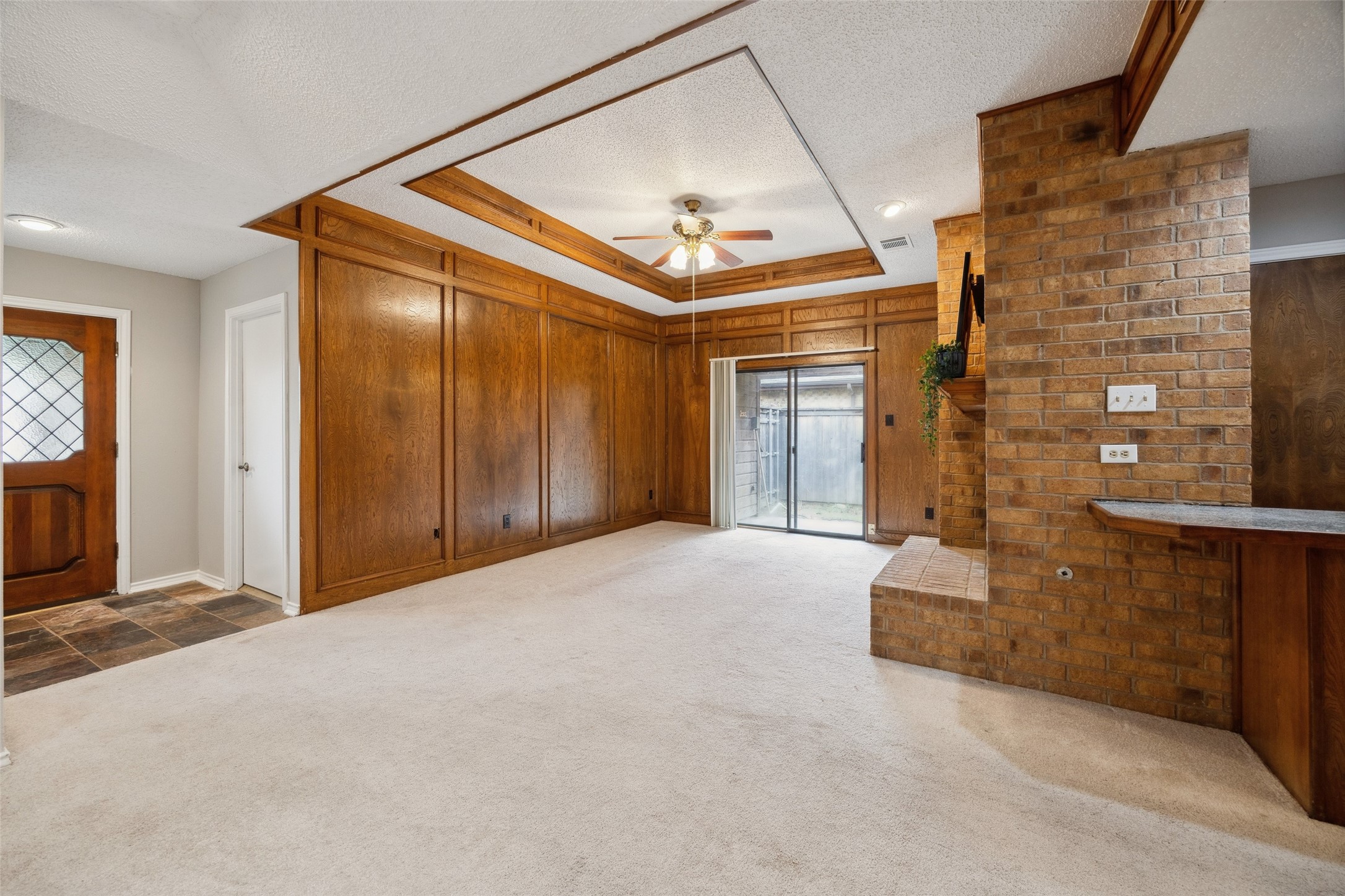 3632 Country Club Drive W