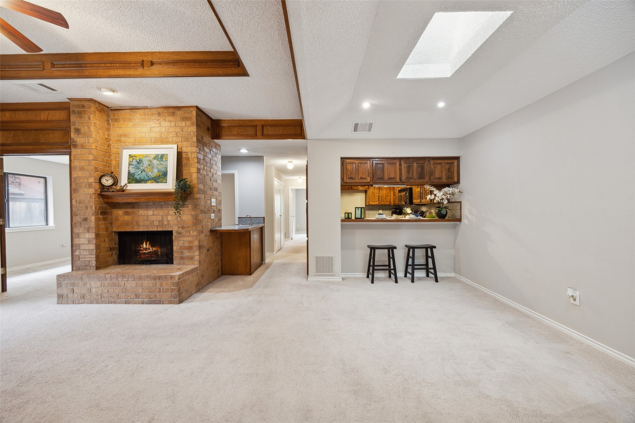 3632 Country Club Drive W