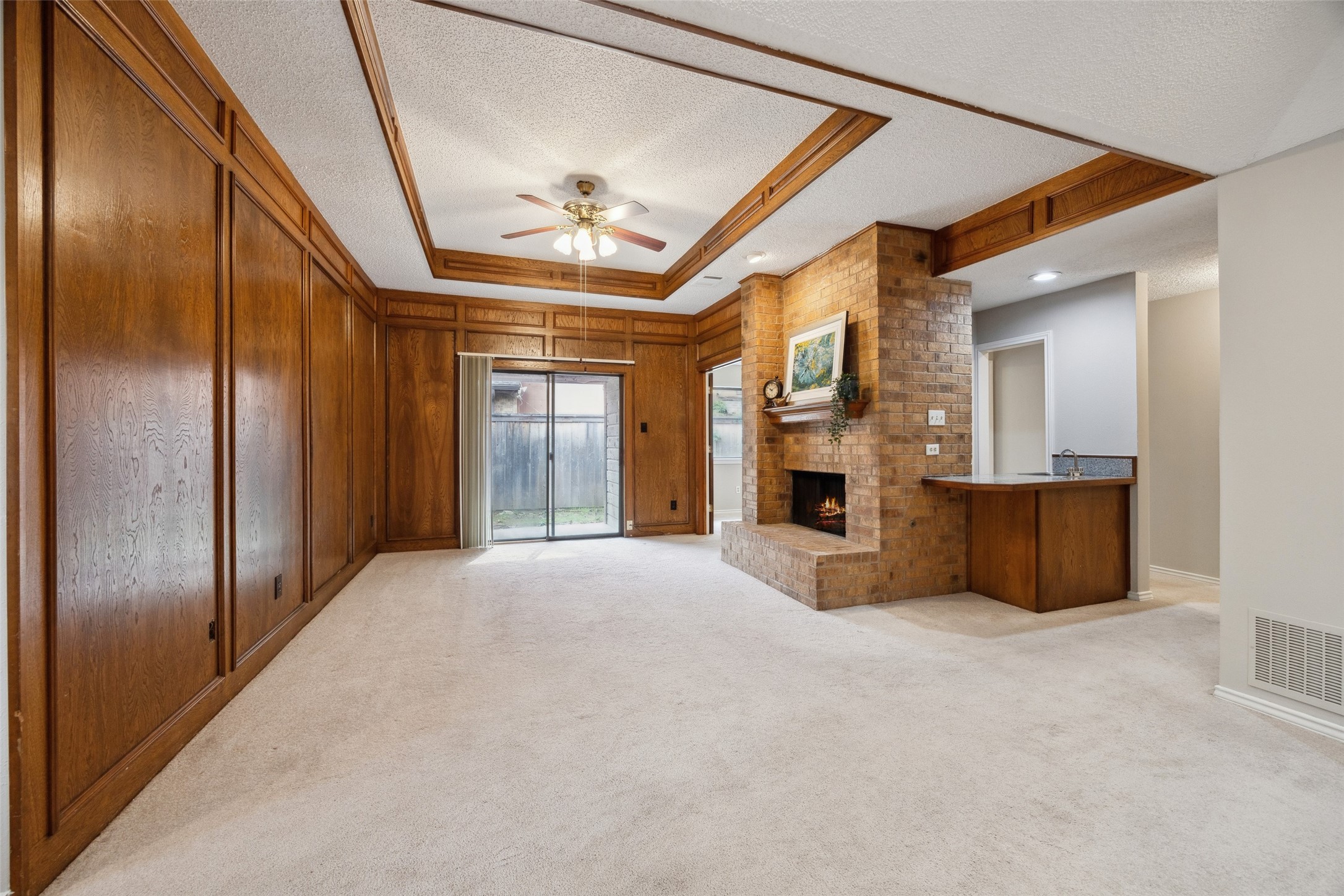 3632 Country Club Drive W