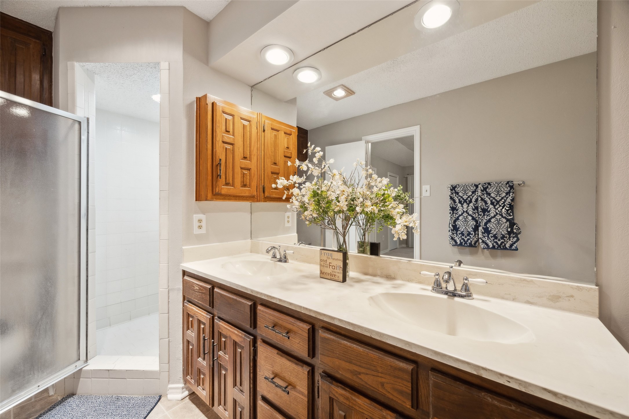 3632 Country Club Drive W