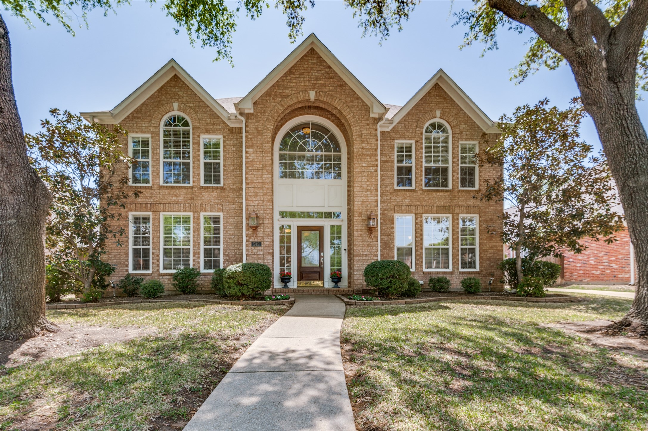 242 Bear Hollow