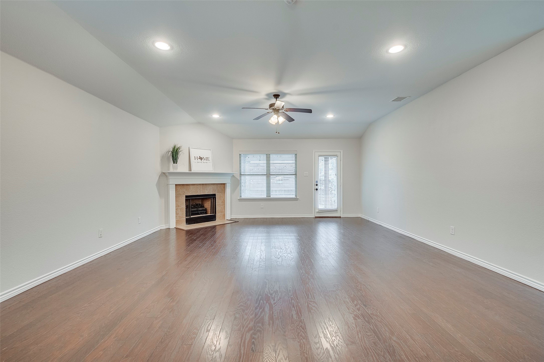 15036 Seventeen Lakes Boulevard