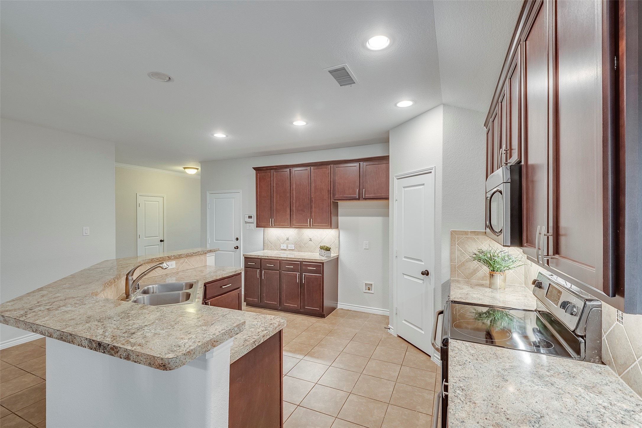 15036 Seventeen Lakes Boulevard