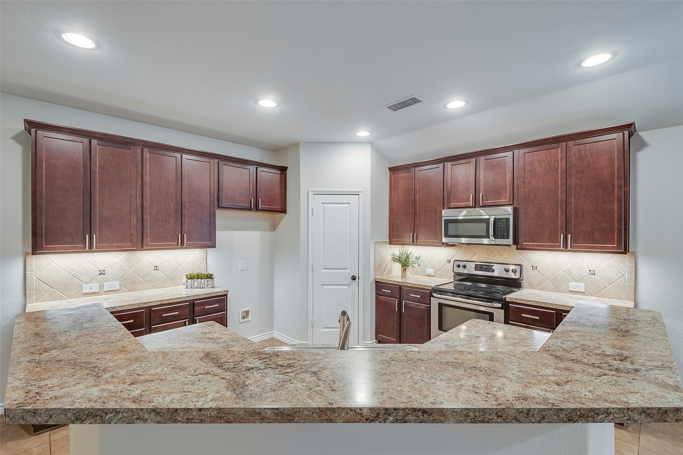 15036 Seventeen Lakes Boulevard