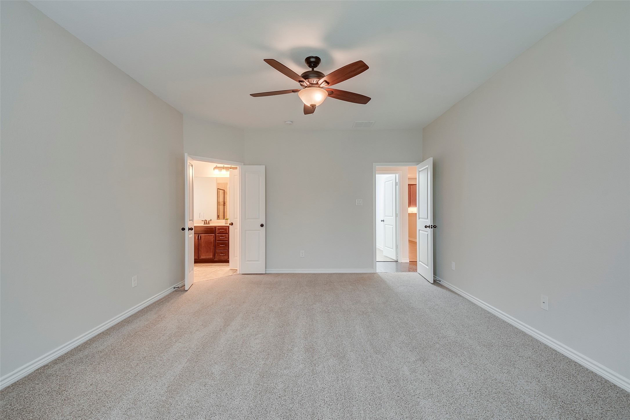 15036 Seventeen Lakes Boulevard