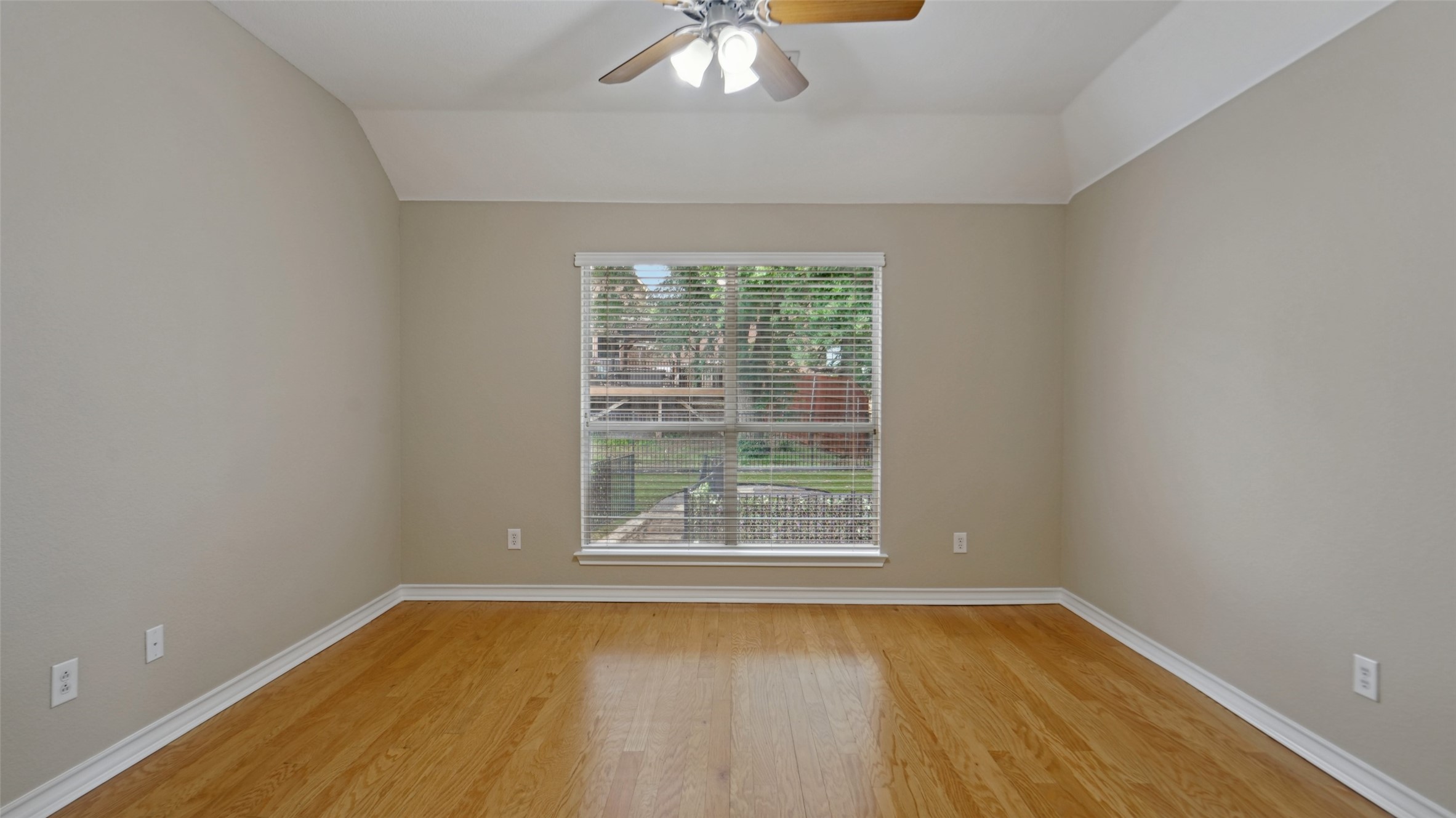 4921 Bob Wills Drive