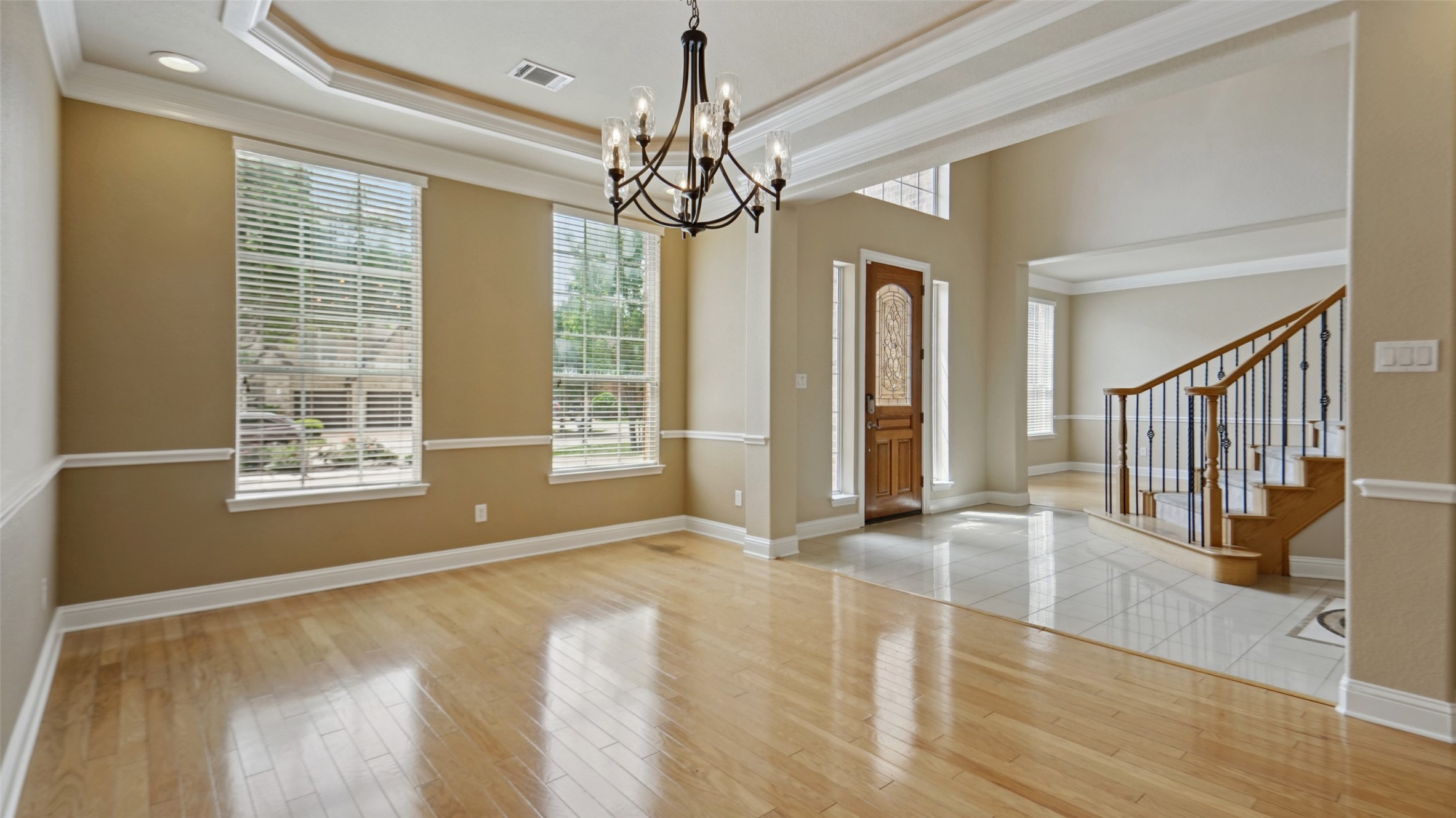 4921 Bob Wills Drive