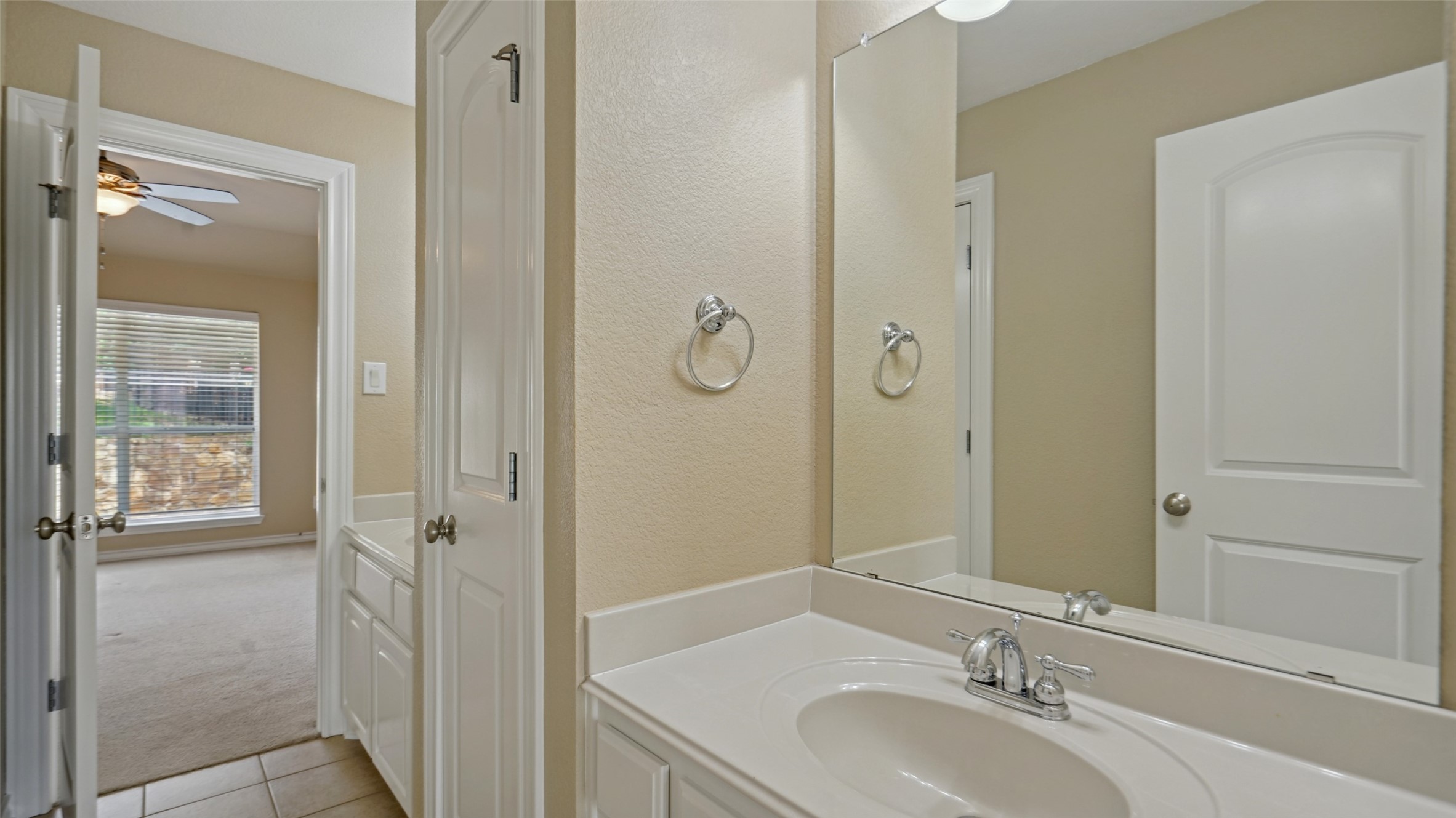 4921 Bob Wills Drive