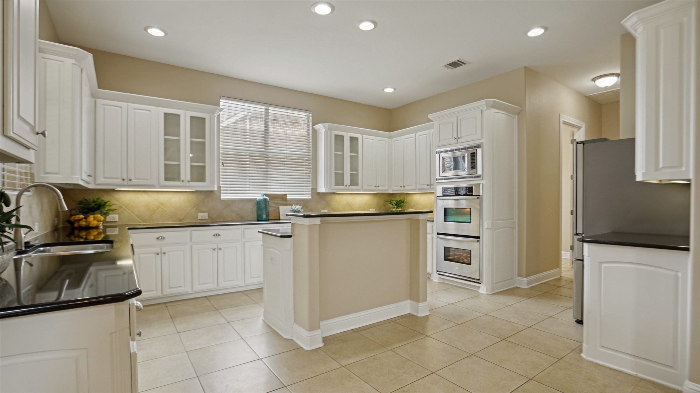 4921 Bob Wills Drive