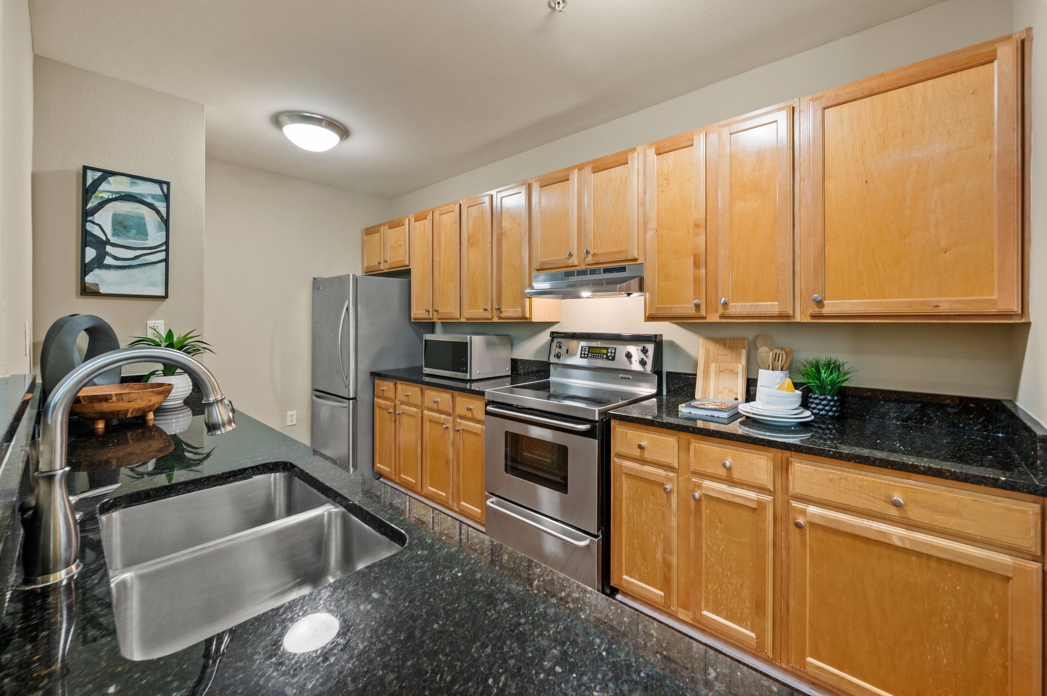 2305 Worthington Street 328