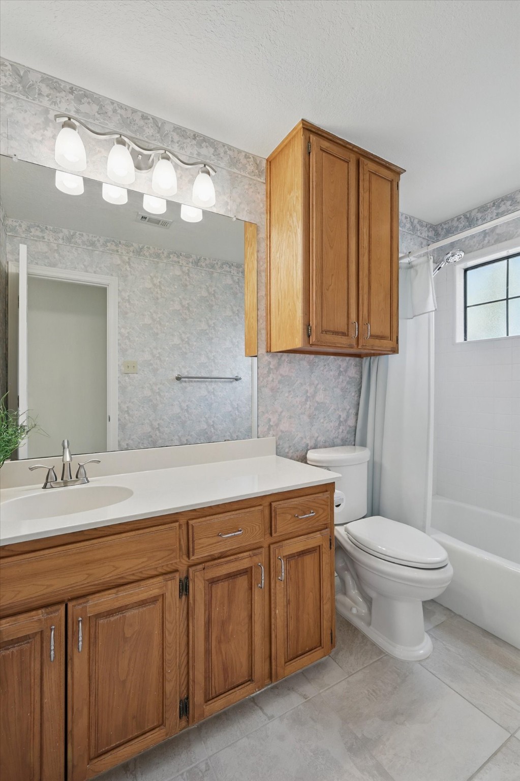 1021 Olde Towne Drive