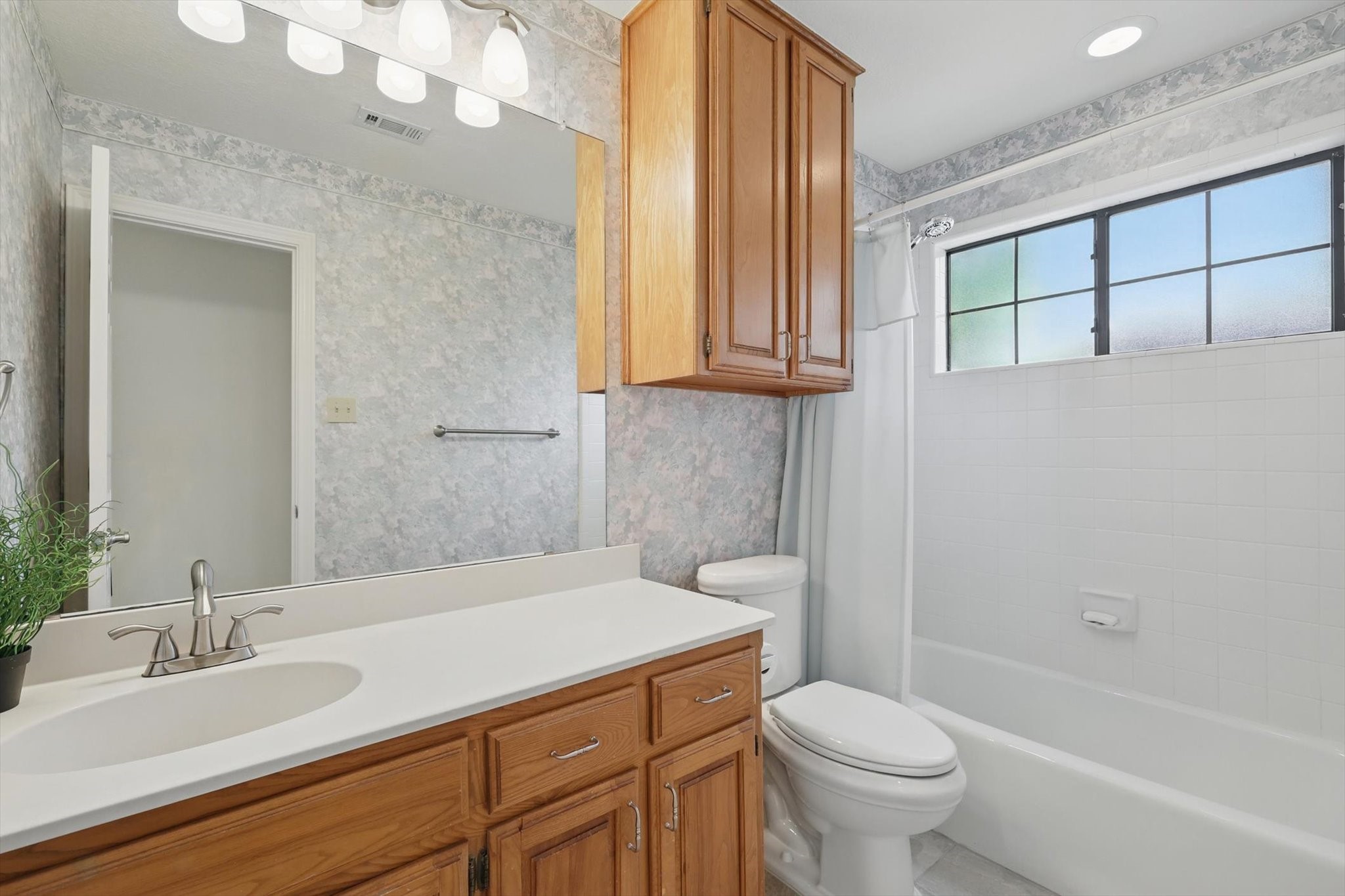 1021 Olde Towne Drive