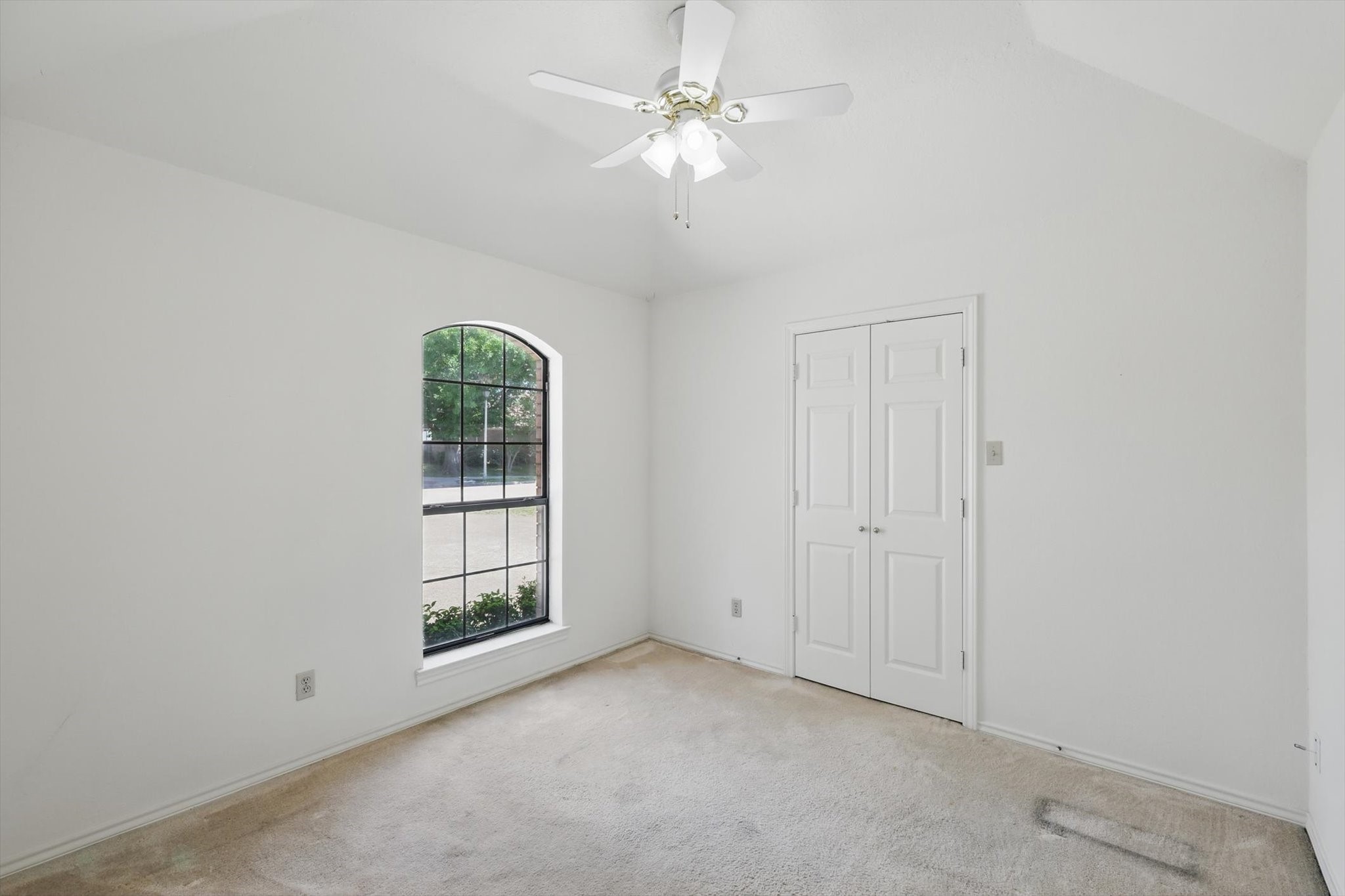 1021 Olde Towne Drive