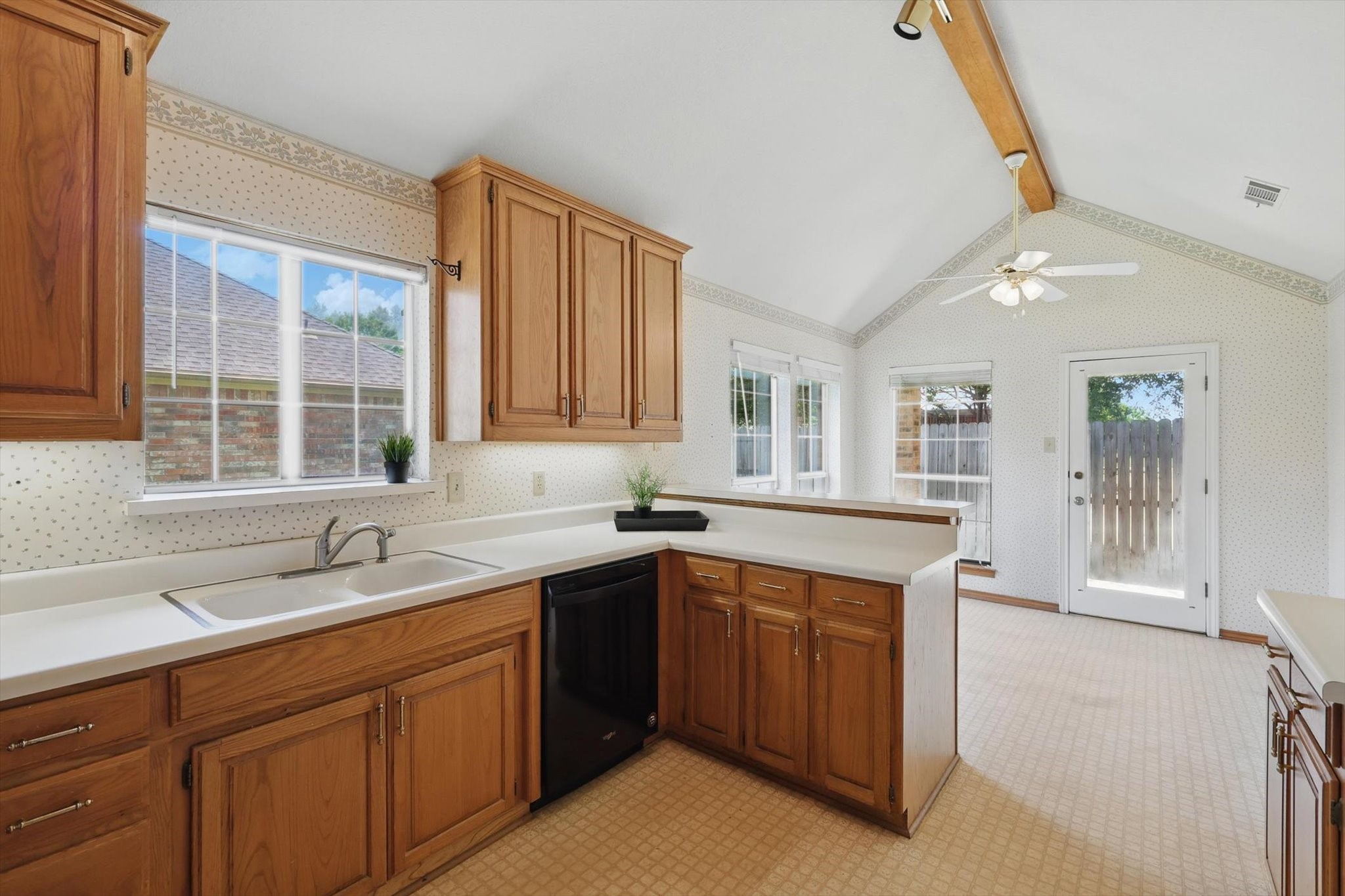 1021 Olde Towne Drive