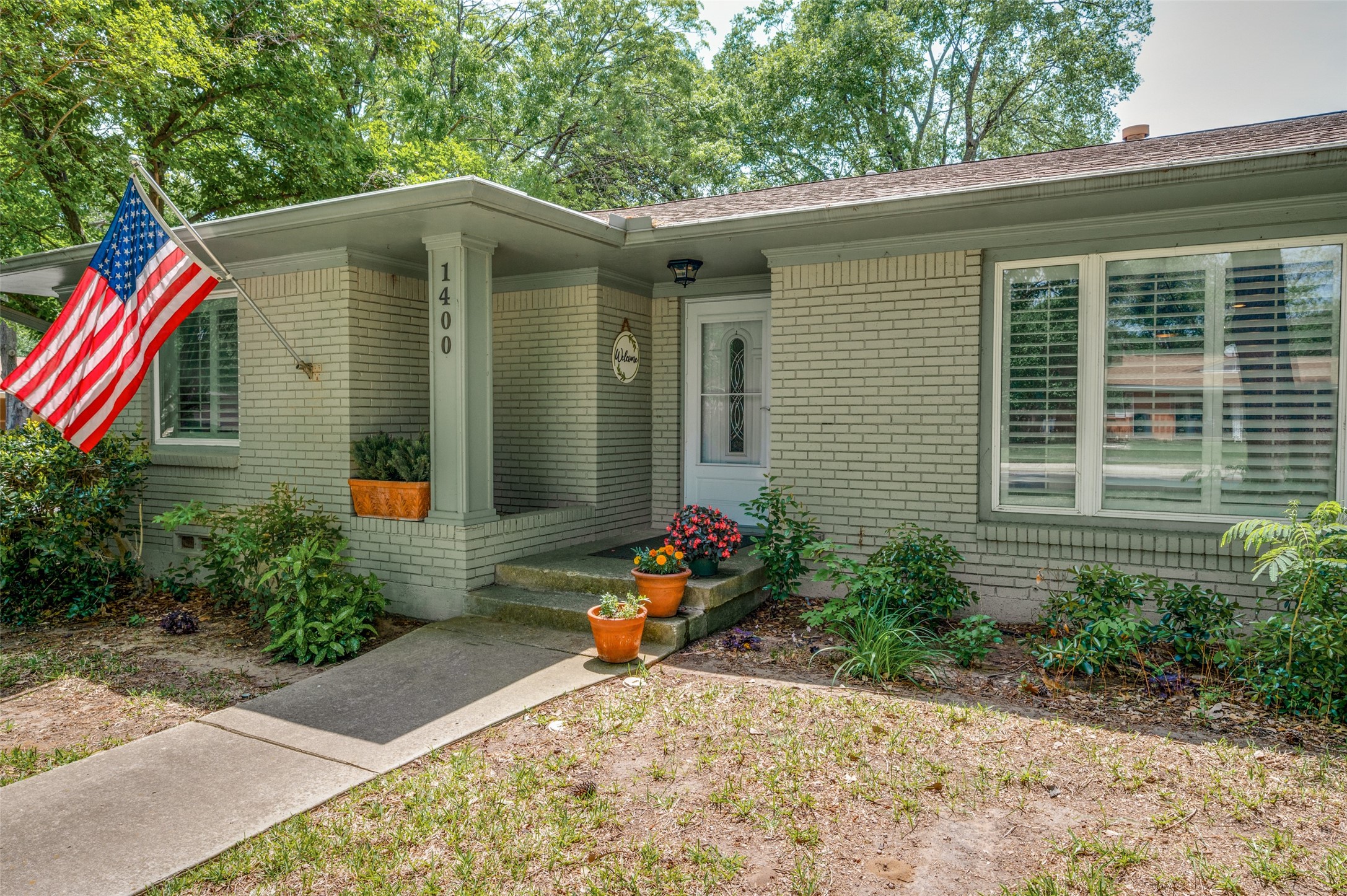 1400 W Tucker Boulevard