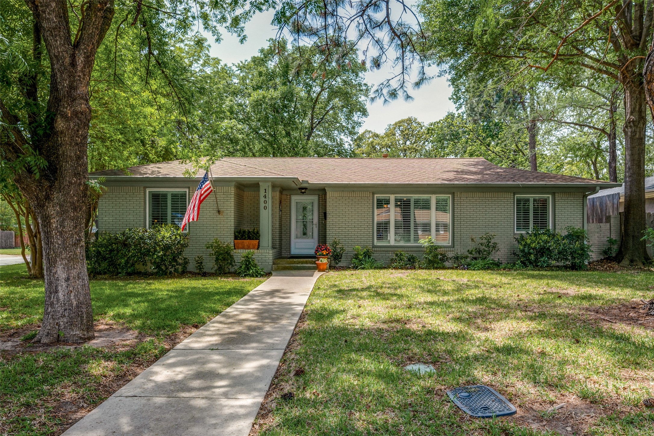 1400 W Tucker Boulevard