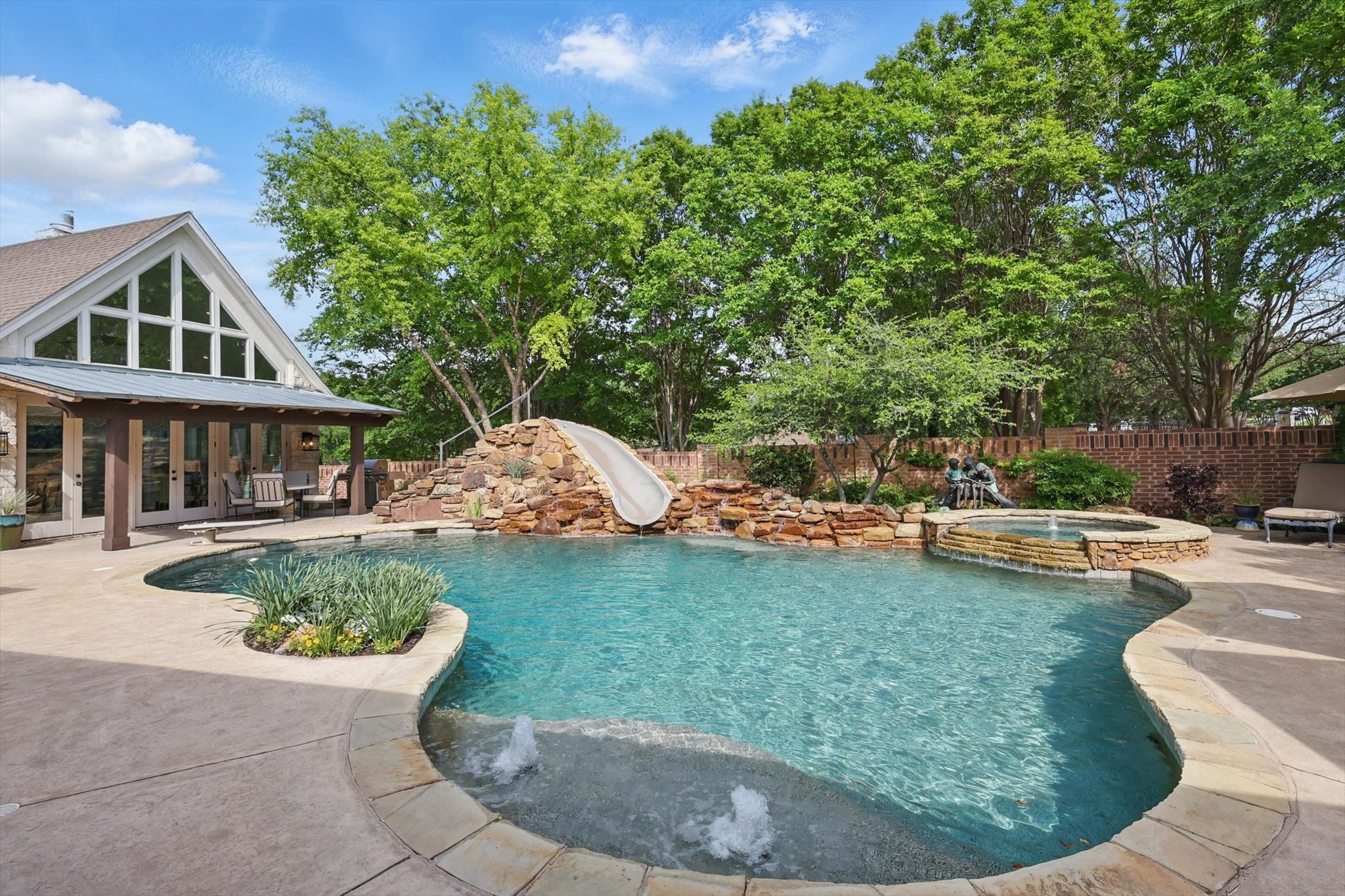 1021 Meandering Woods Drive