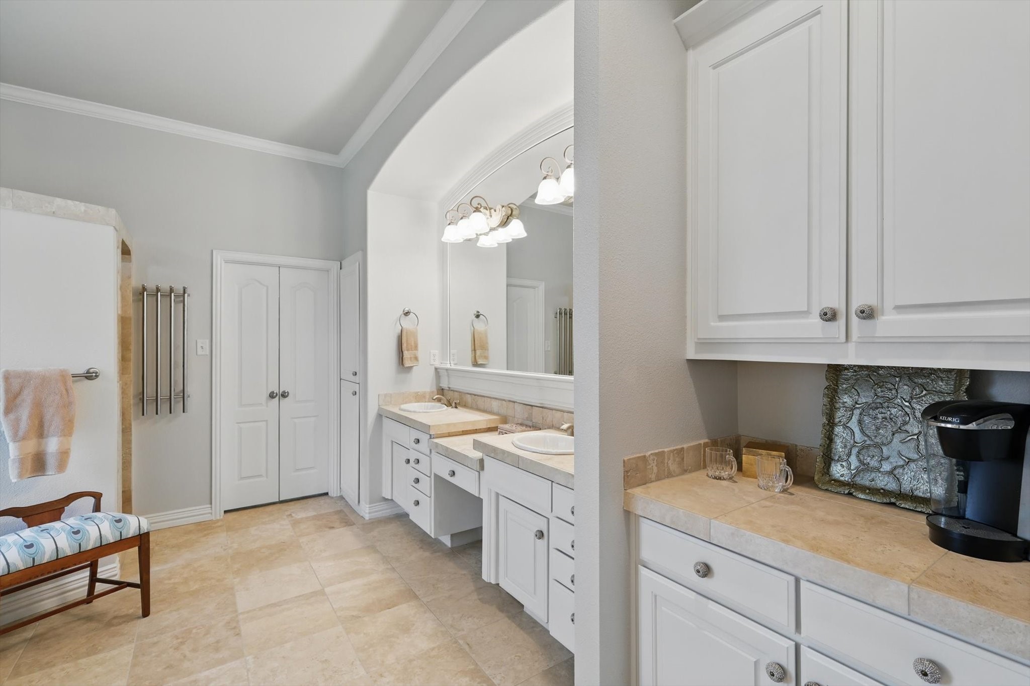 1021 Meandering Woods Drive