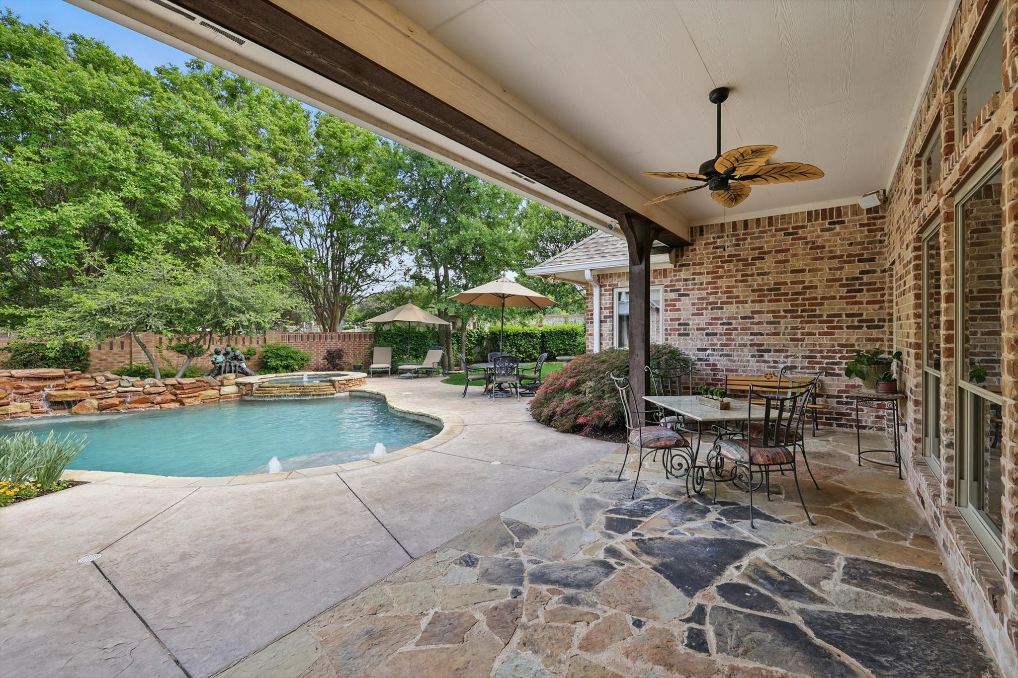 1021 Meandering Woods Drive