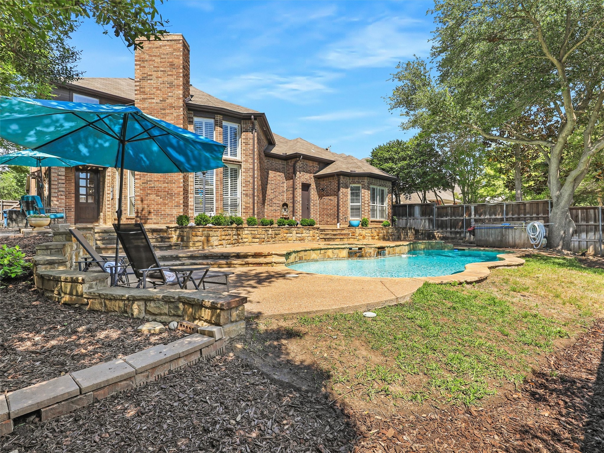 2304 Hickory Leaf Lane