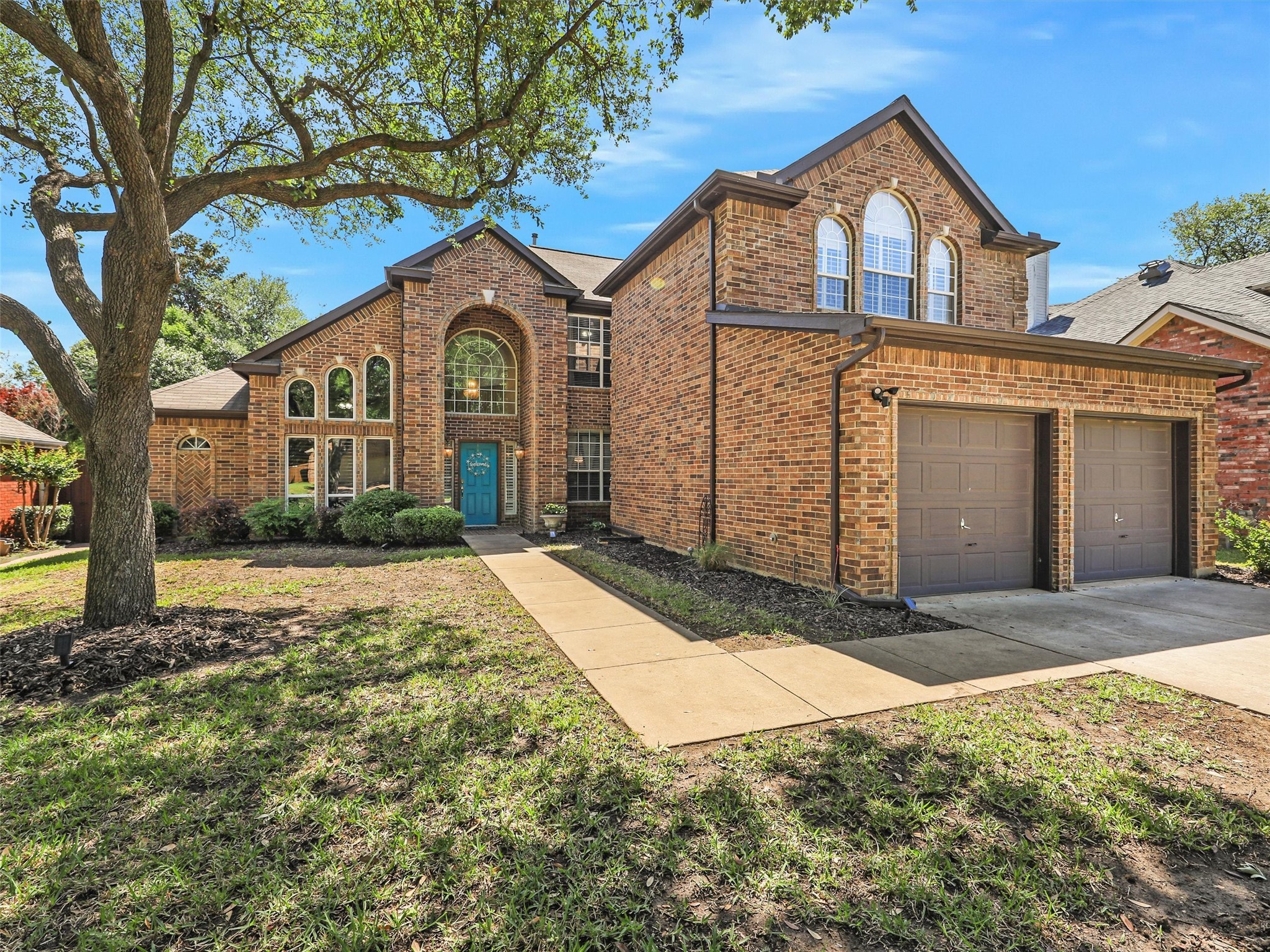 2304 Hickory Leaf Lane