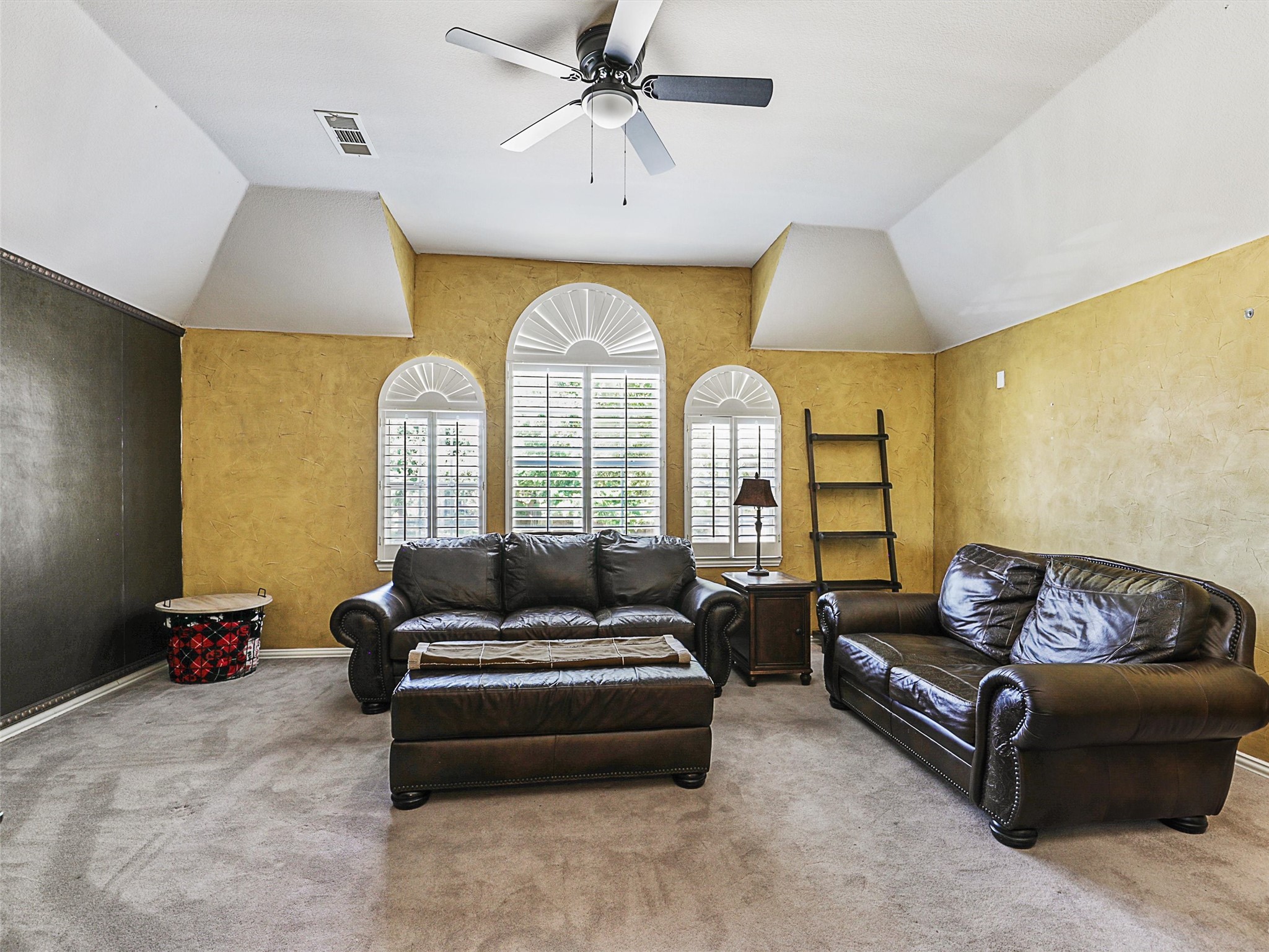 2304 Hickory Leaf Lane