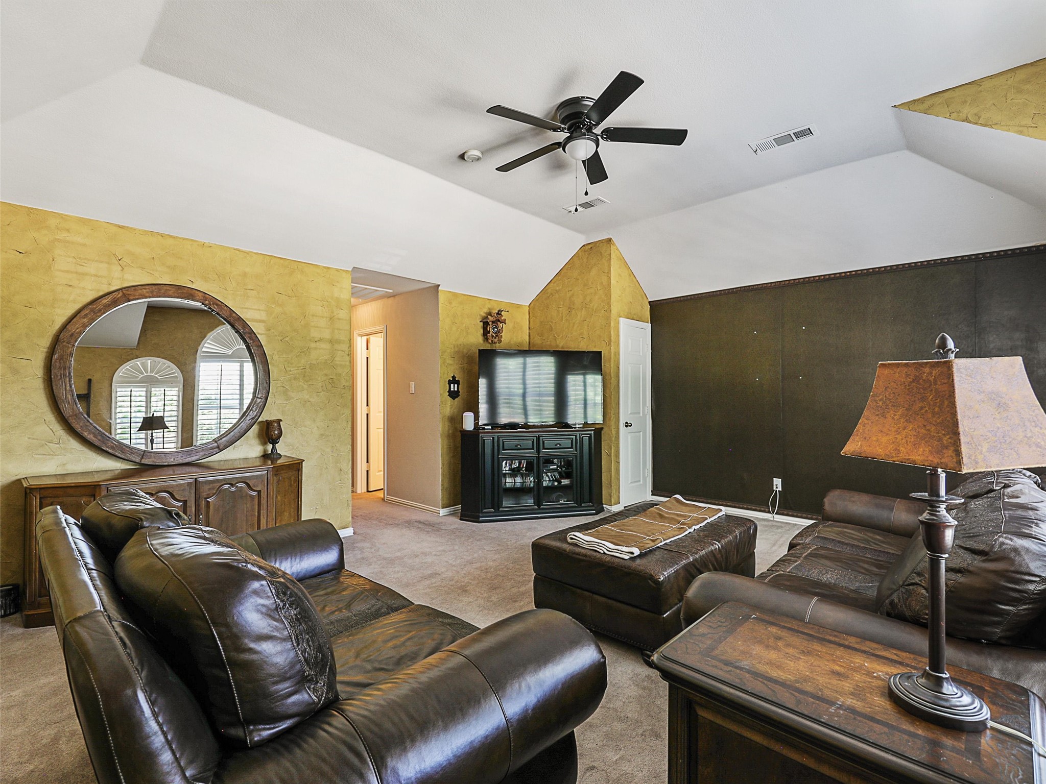 2304 Hickory Leaf Lane