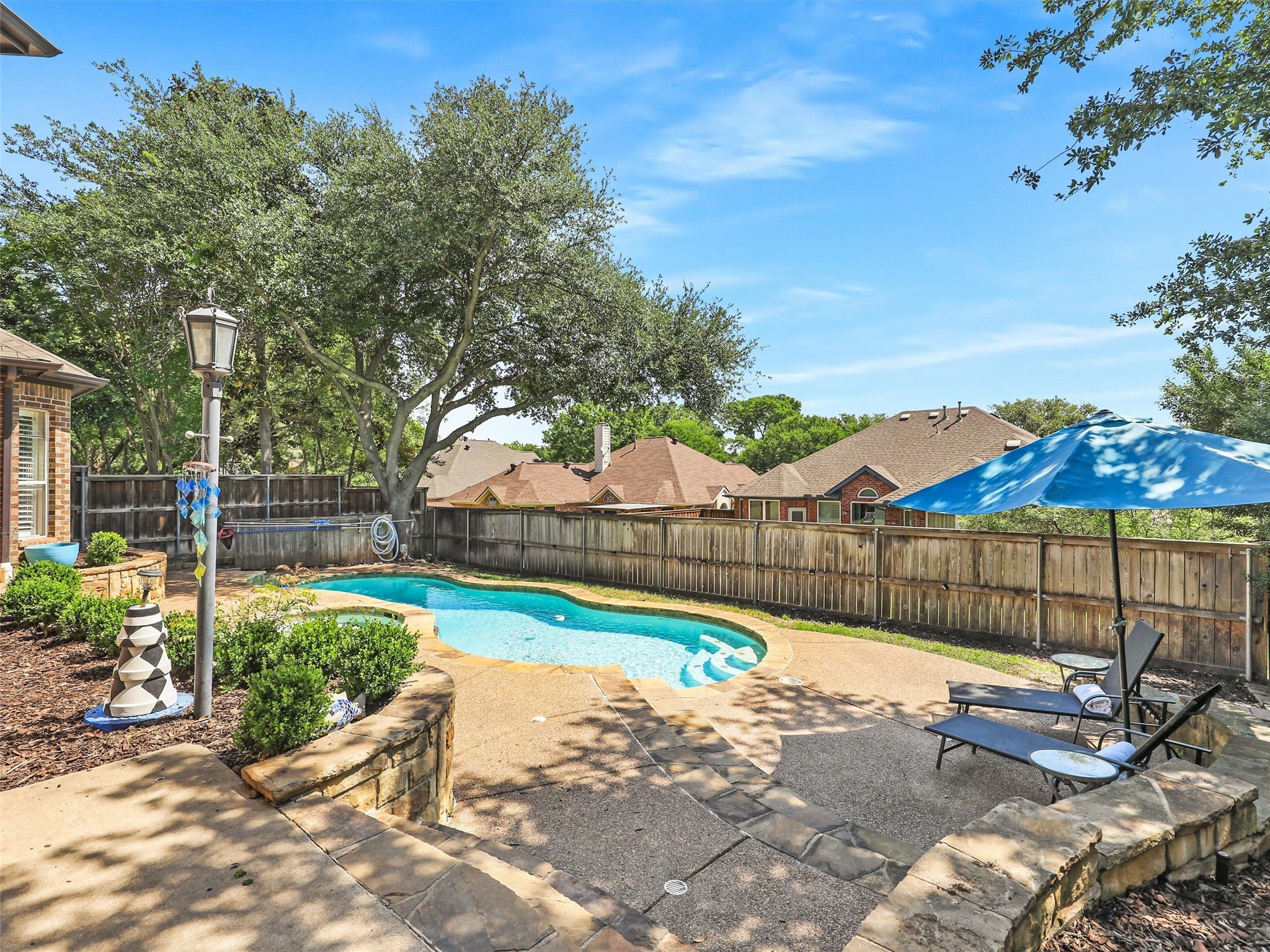 2304 Hickory Leaf Lane