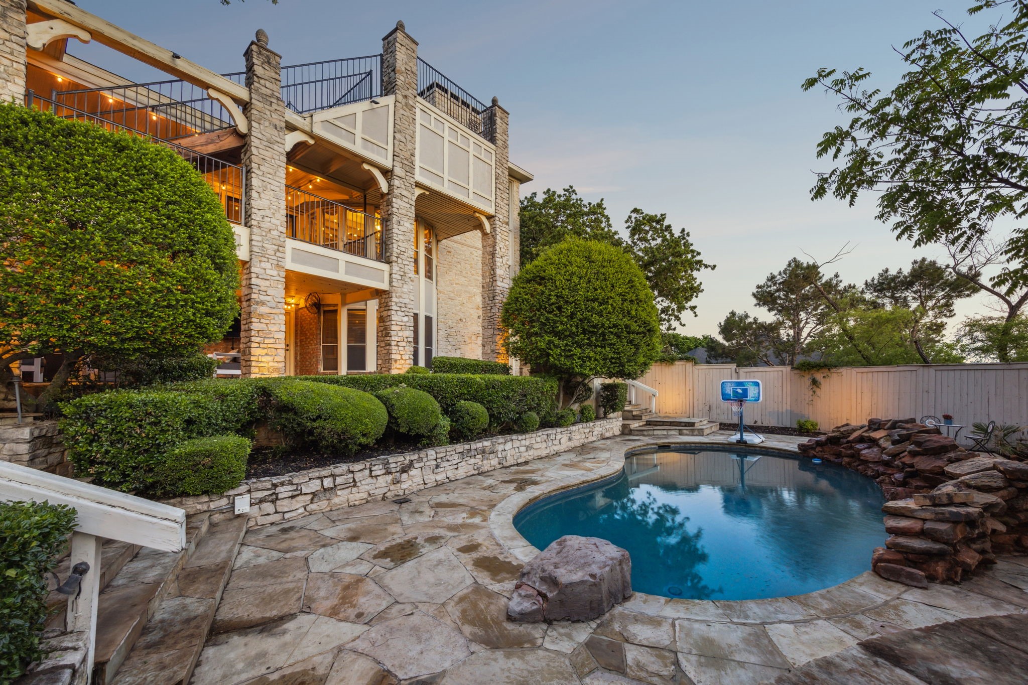 403 Hilltop