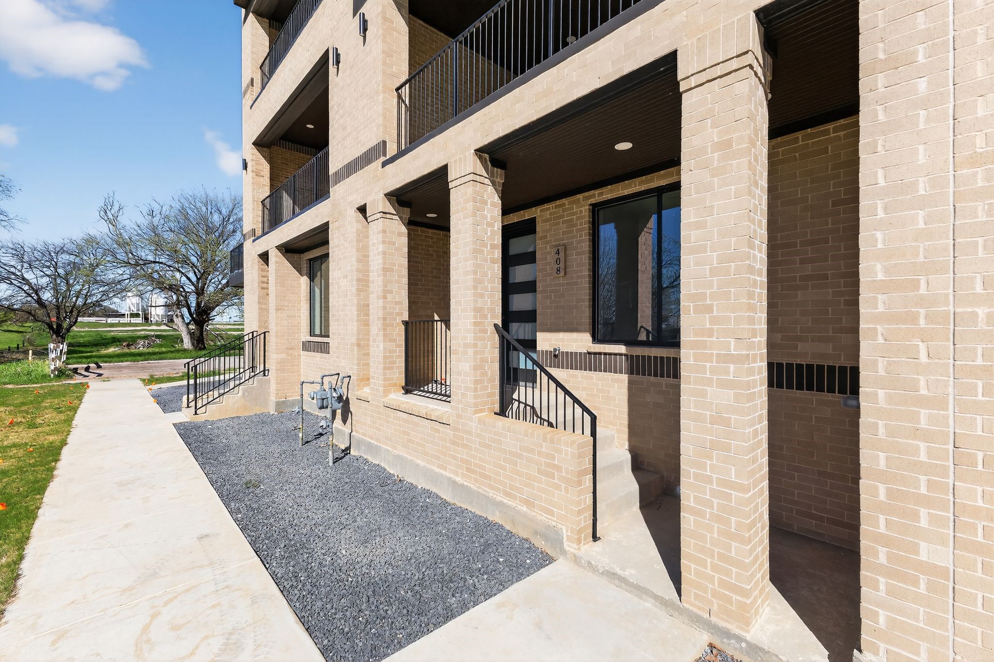 408 Vista Buena Trail