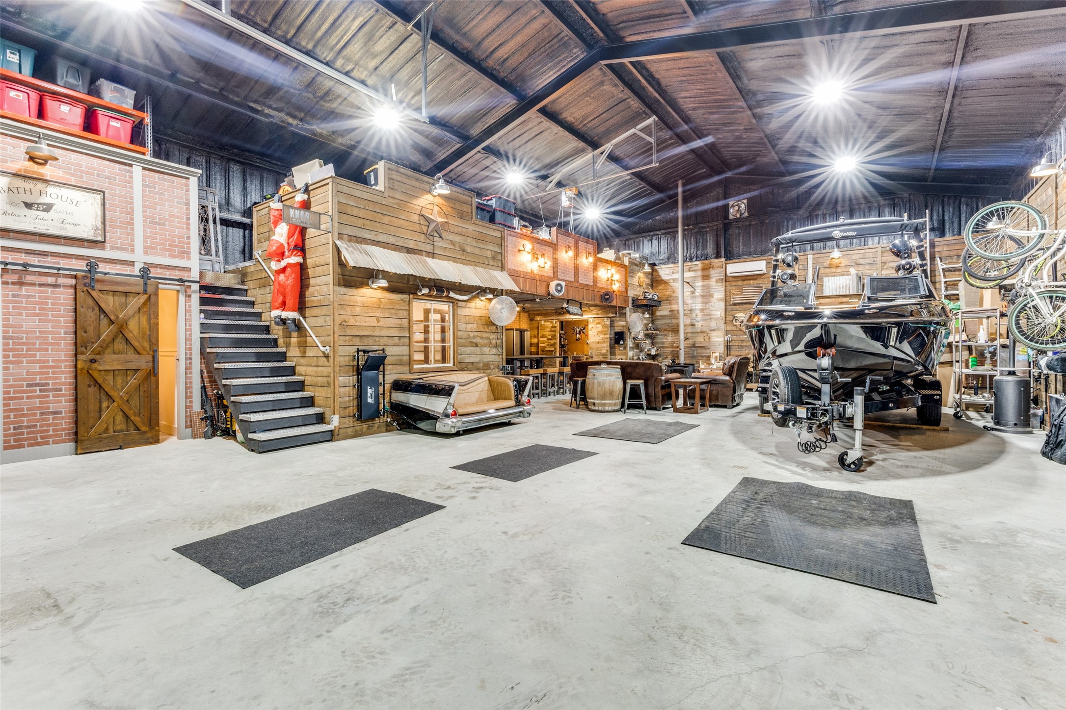 13808 Bates Aston Road