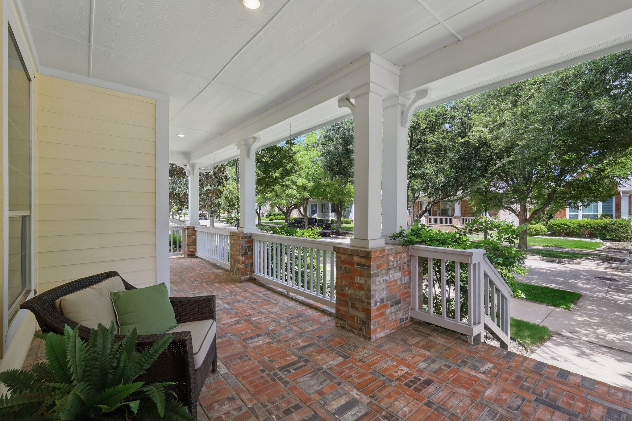 8520 Olmstead Terrace