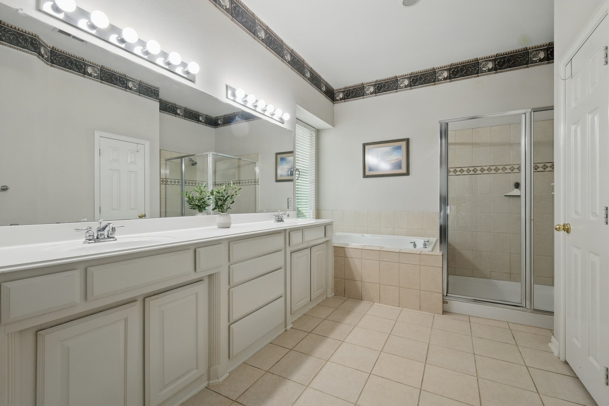 8520 Olmstead Terrace