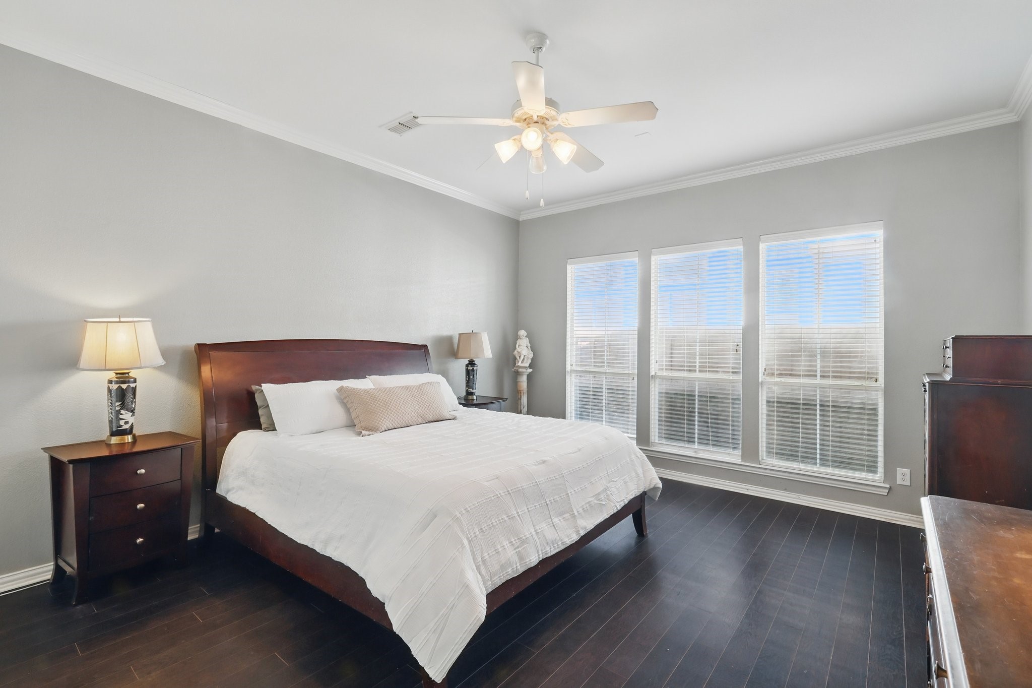 8520 Olmstead Terrace