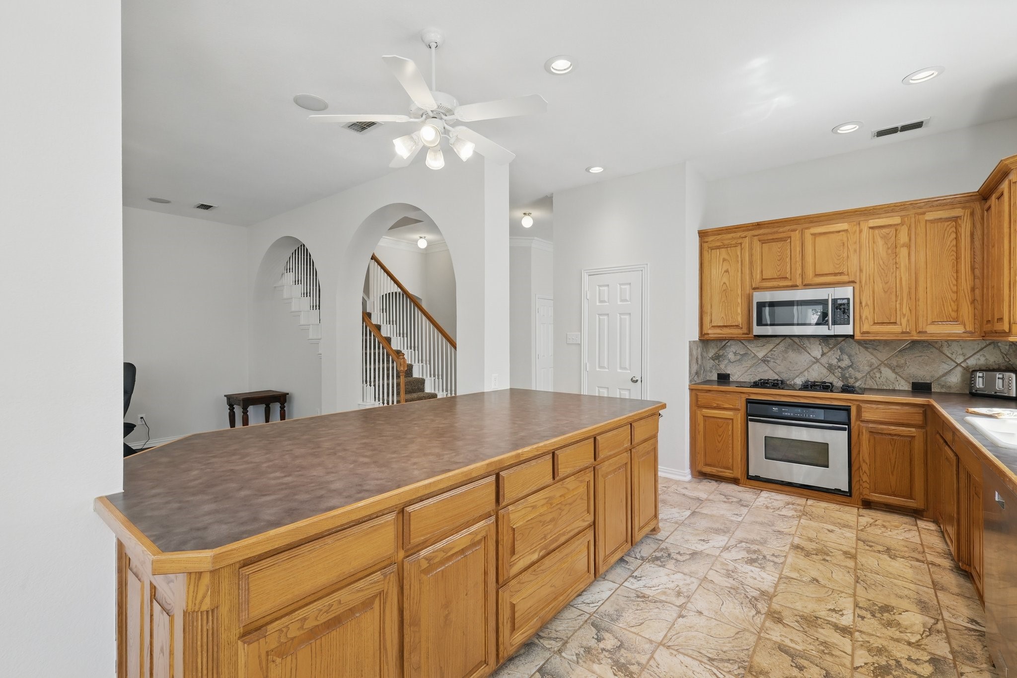 8520 Olmstead Terrace