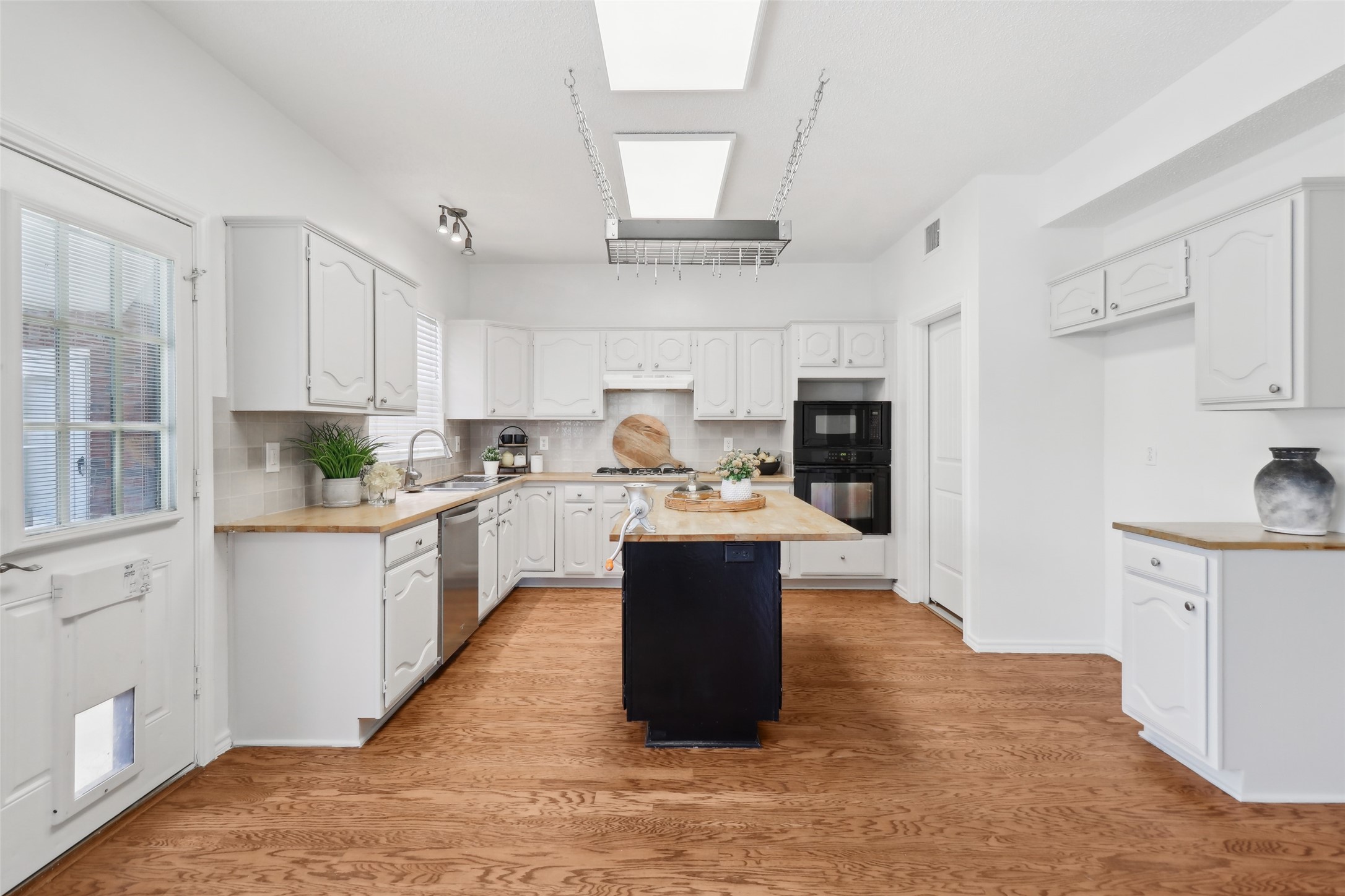 1501 Sarah Brooks Drive