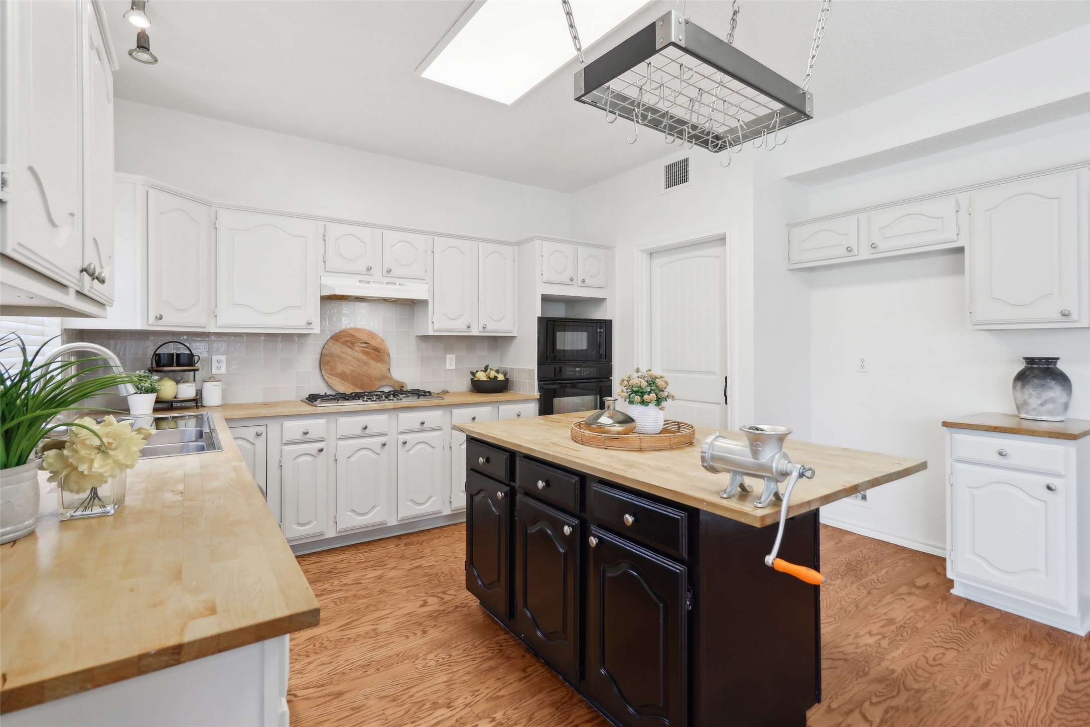 1501 Sarah Brooks Drive