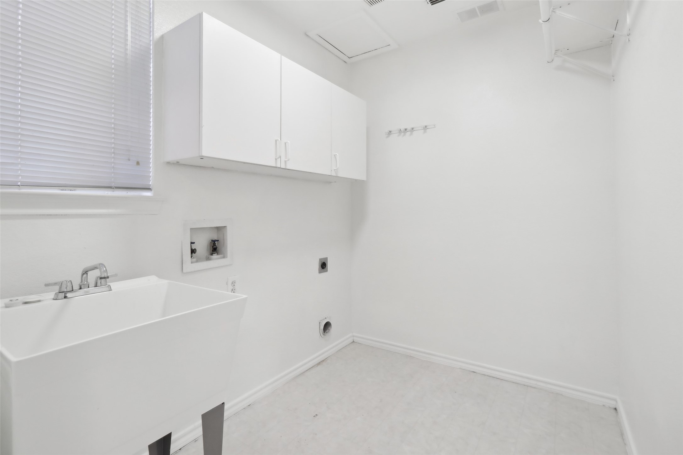 1501 Sarah Brooks Drive