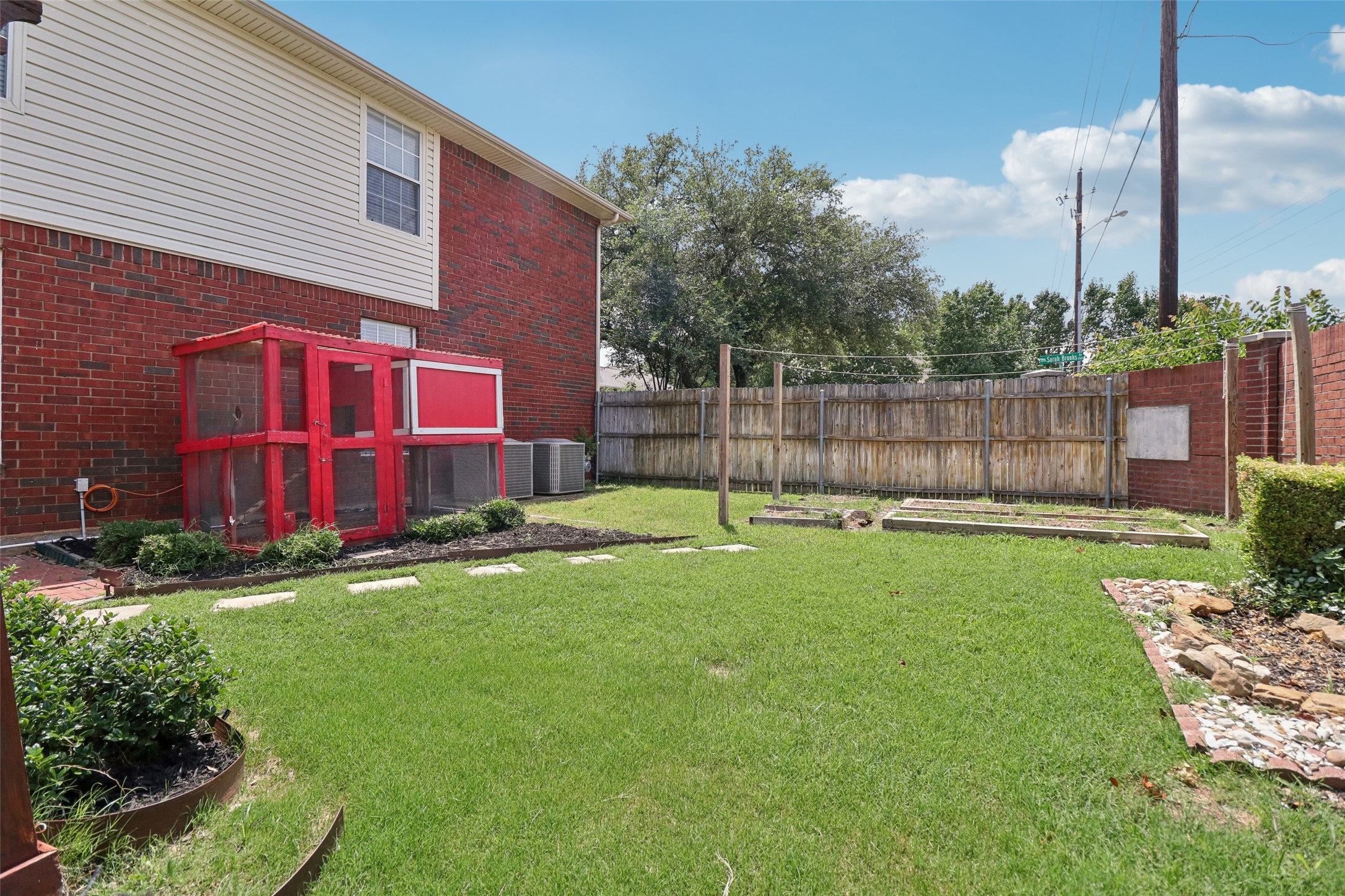 1501 Sarah Brooks Drive