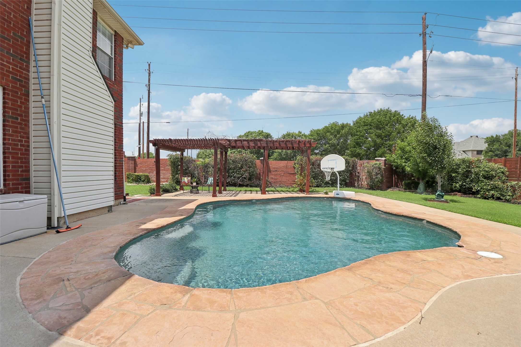 1501 Sarah Brooks Drive