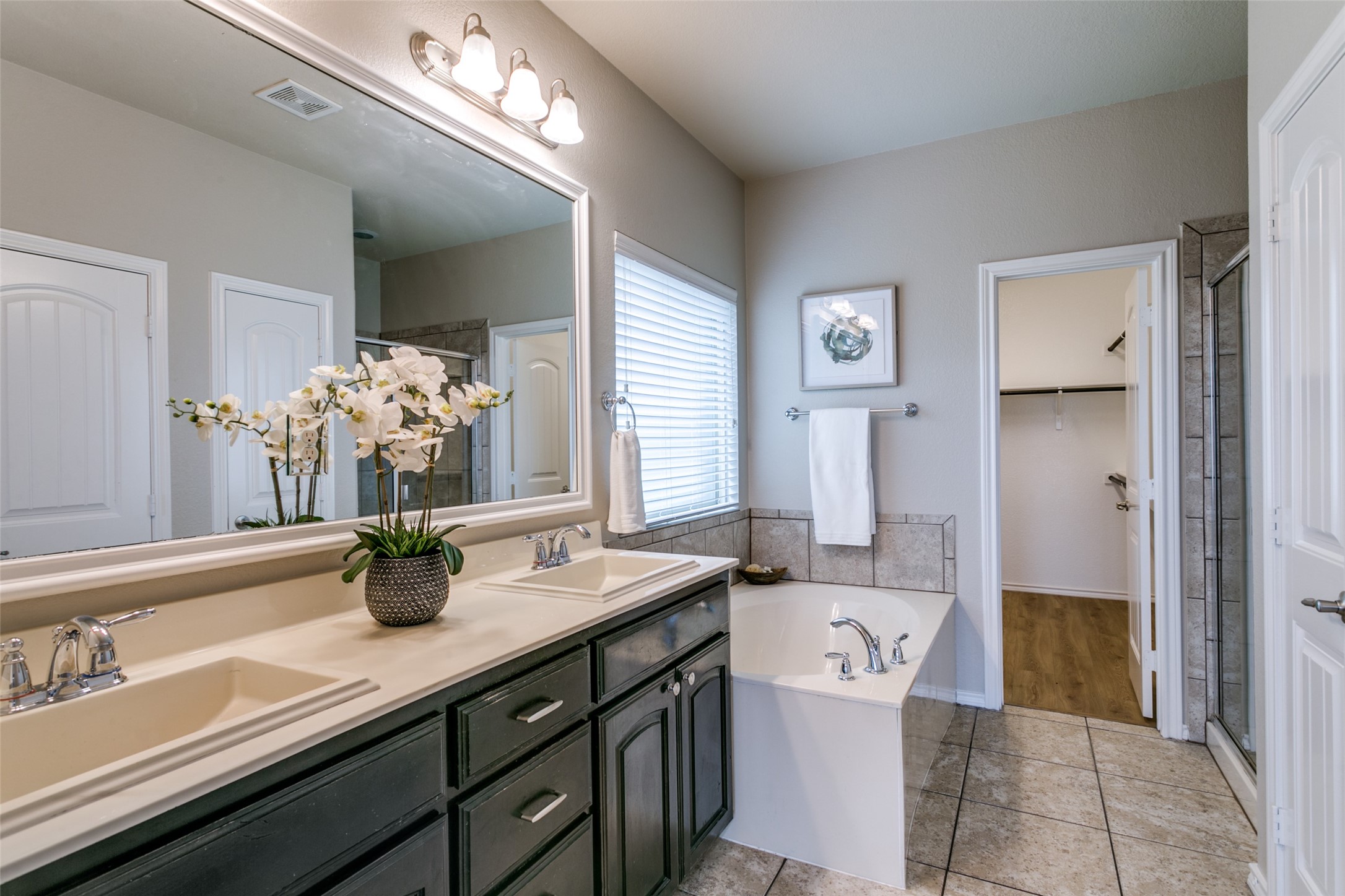 4621 Lazy Oaks Street