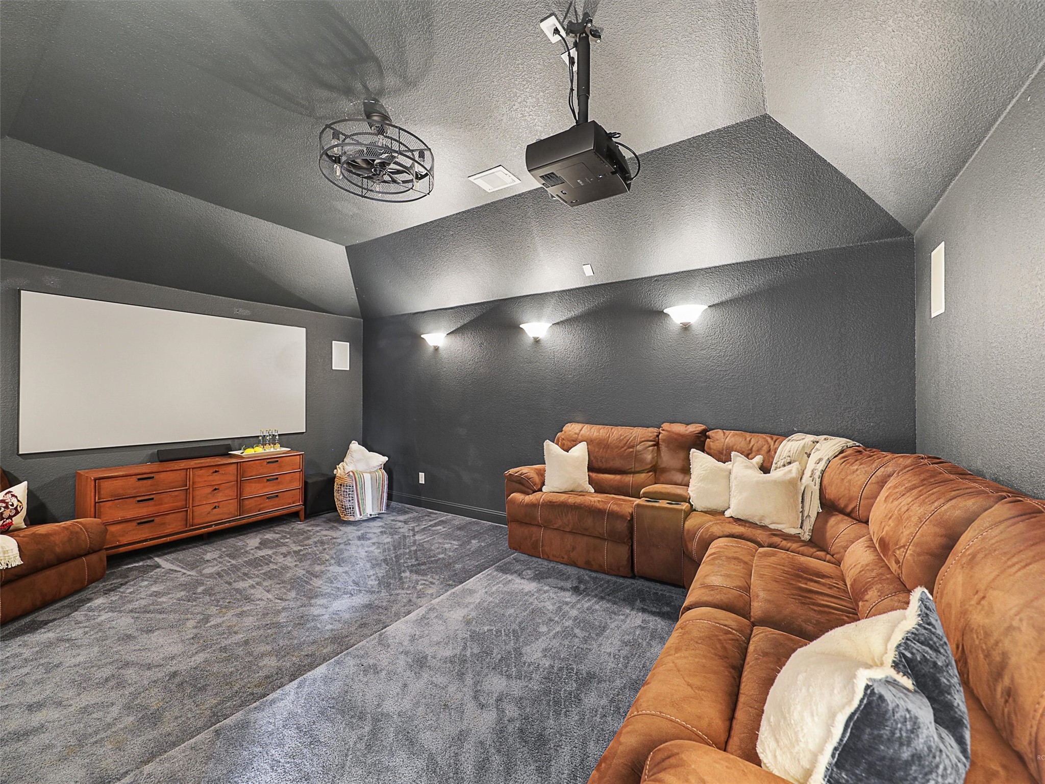 2420 Lilyfield Drive