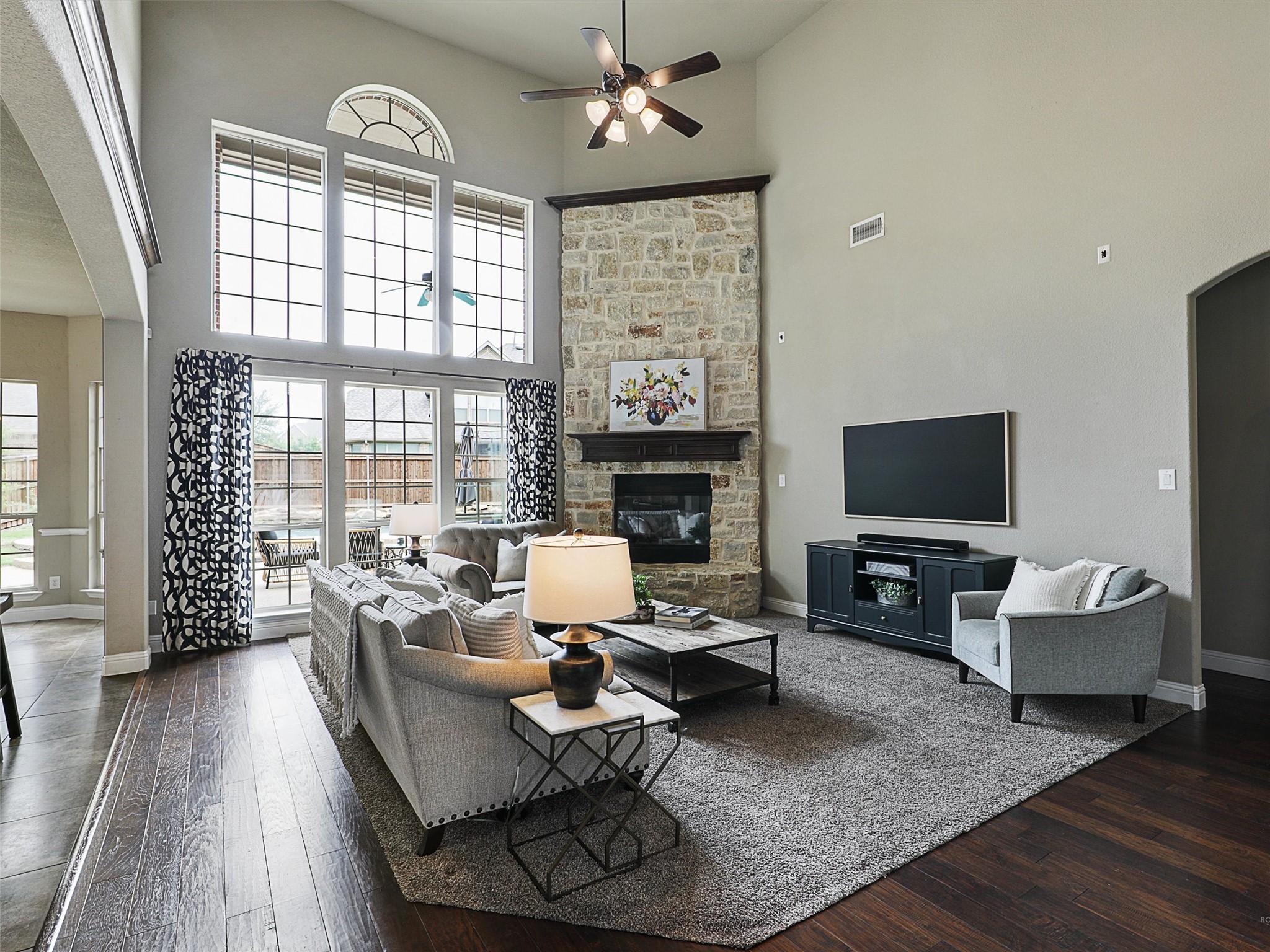 2420 Lilyfield Drive