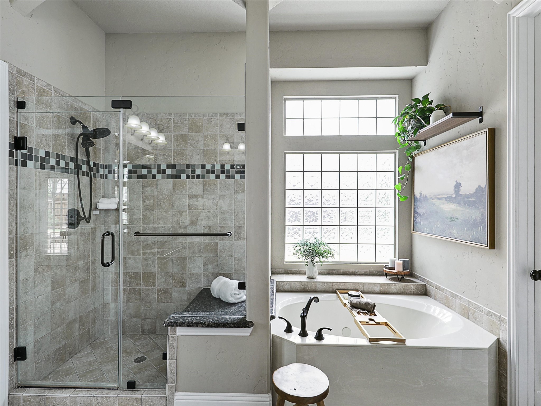 2420 Lilyfield Drive