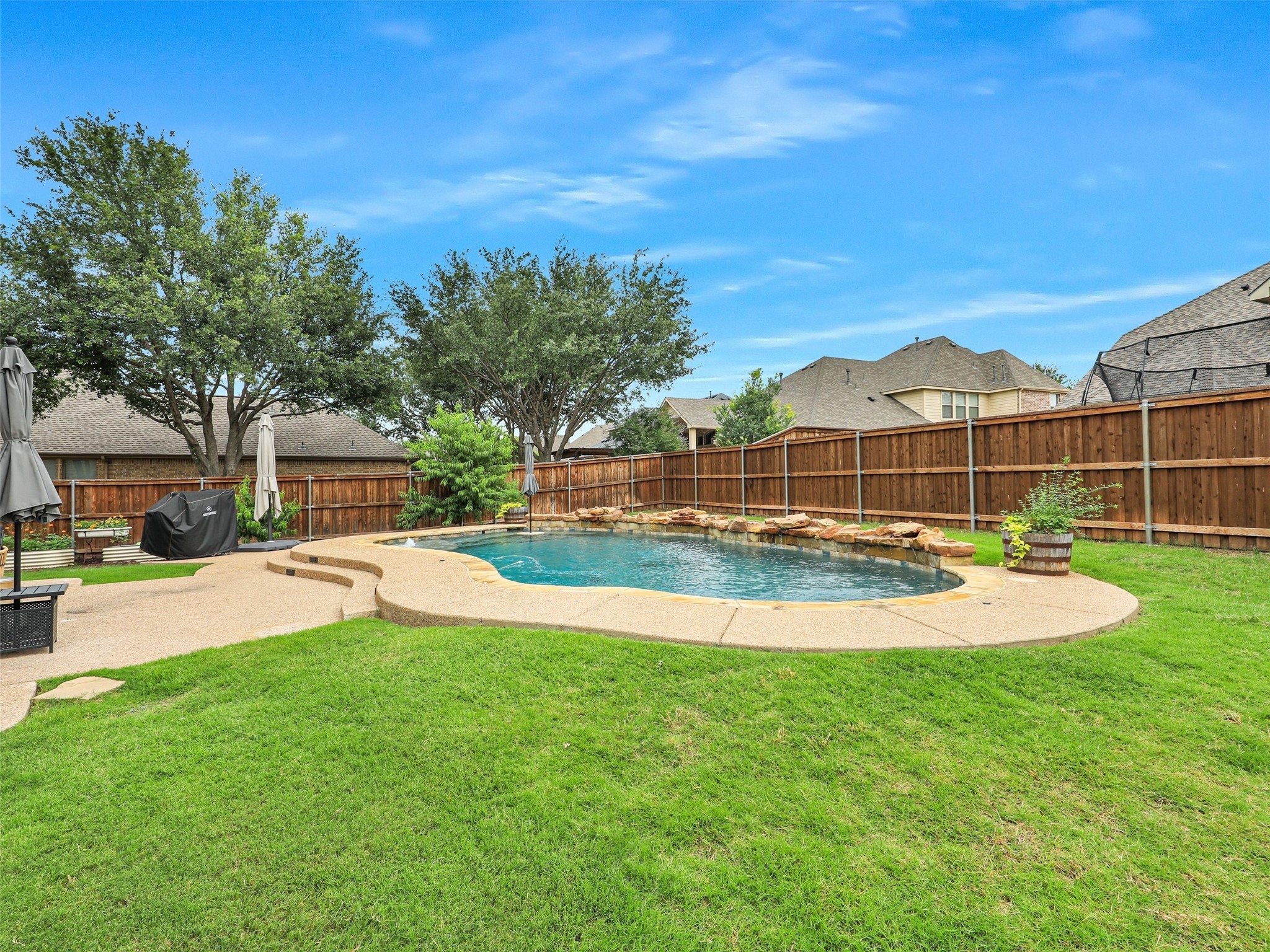 2420 Lilyfield Drive