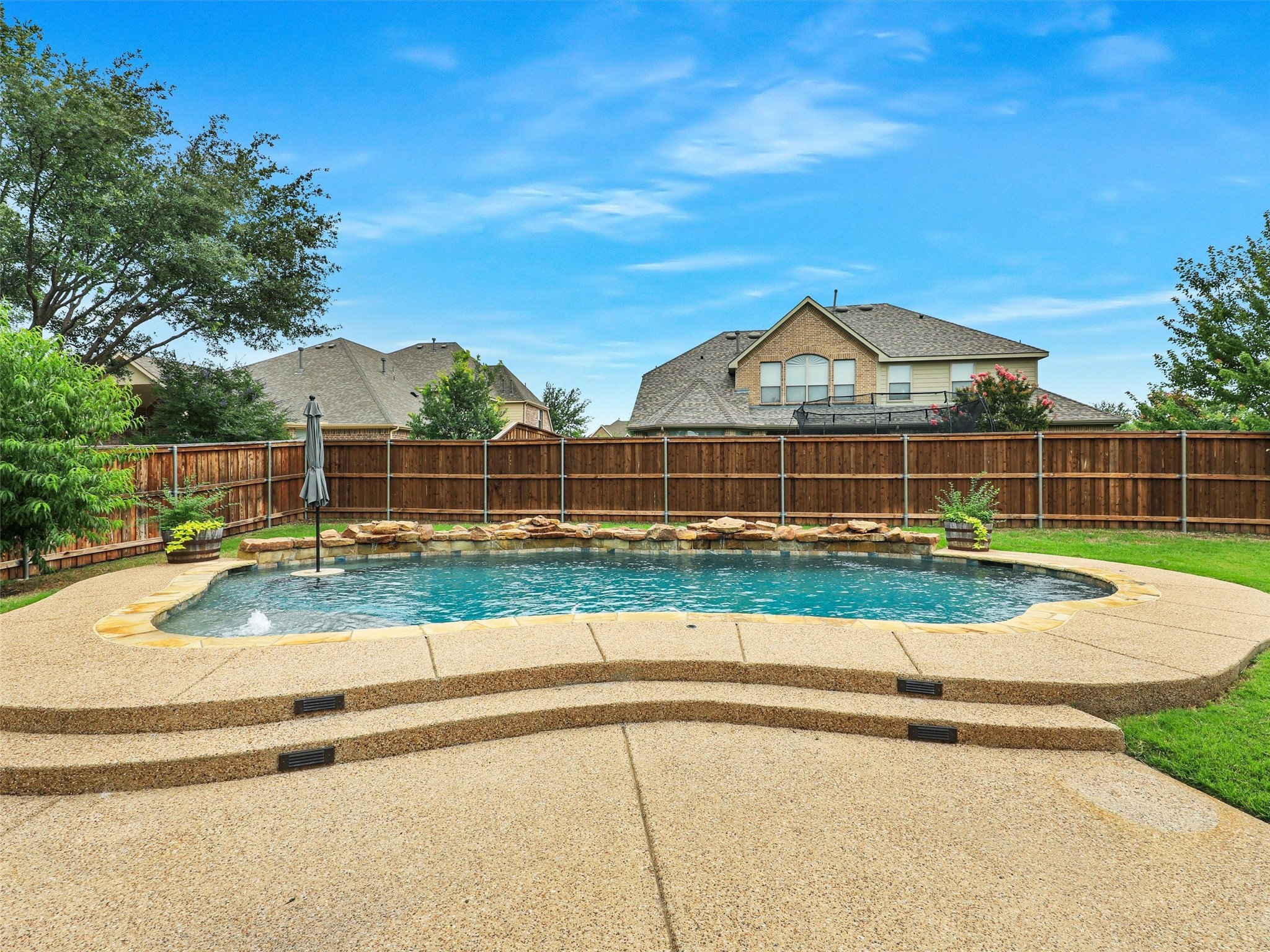 2420 Lilyfield Drive