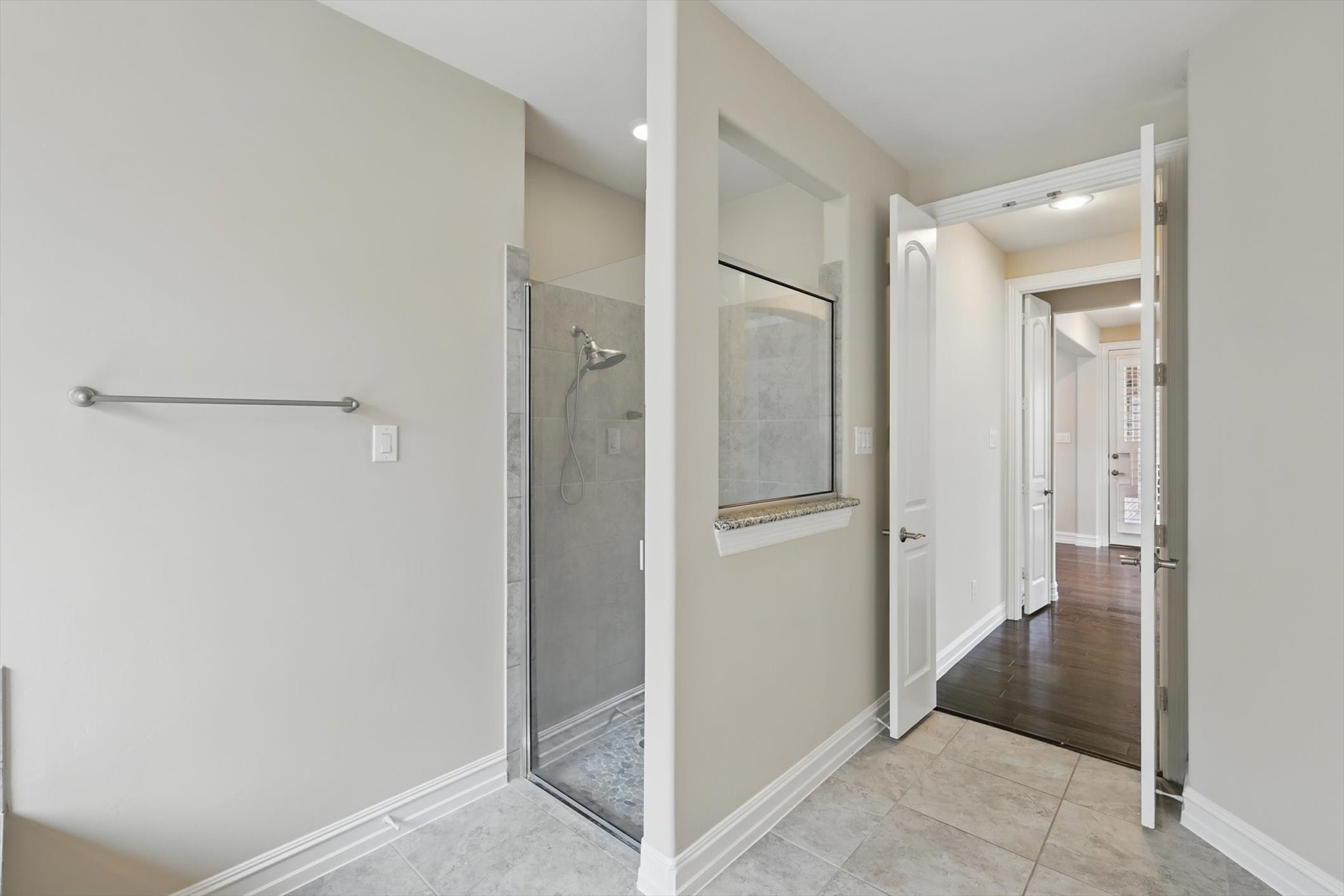 2866 Milsons Point Drive