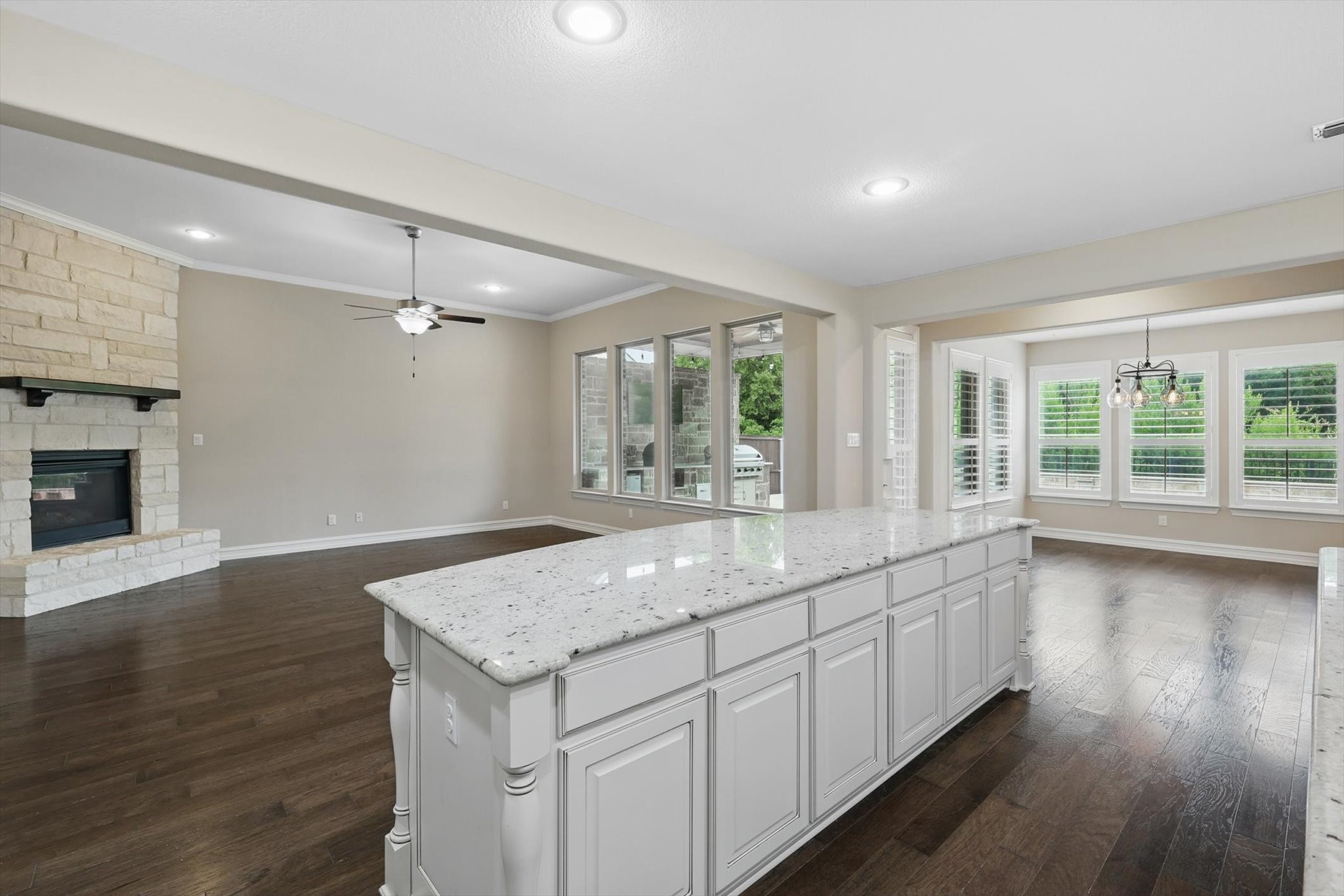 2866 Milsons Point Drive