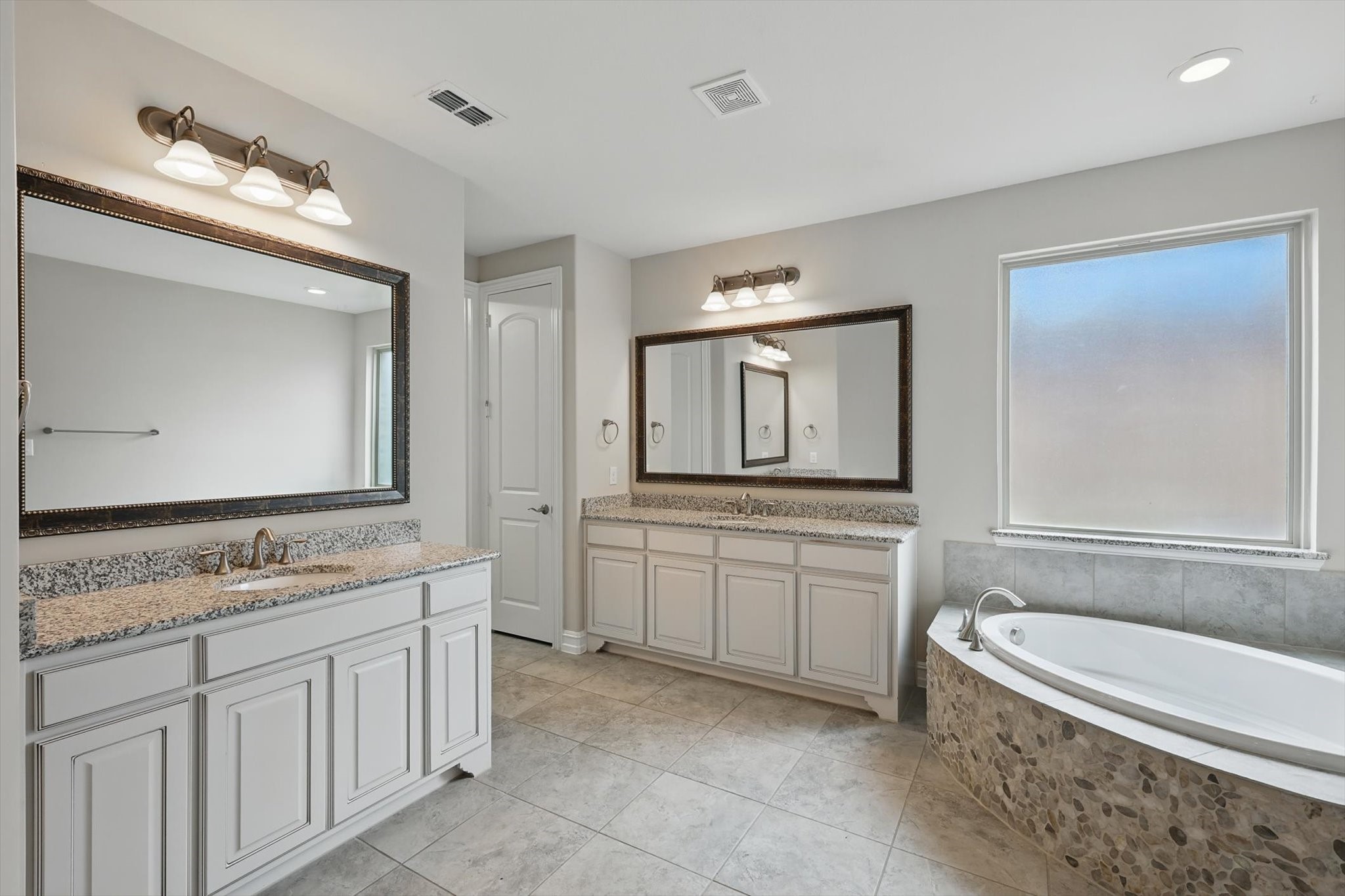 2866 Milsons Point Drive