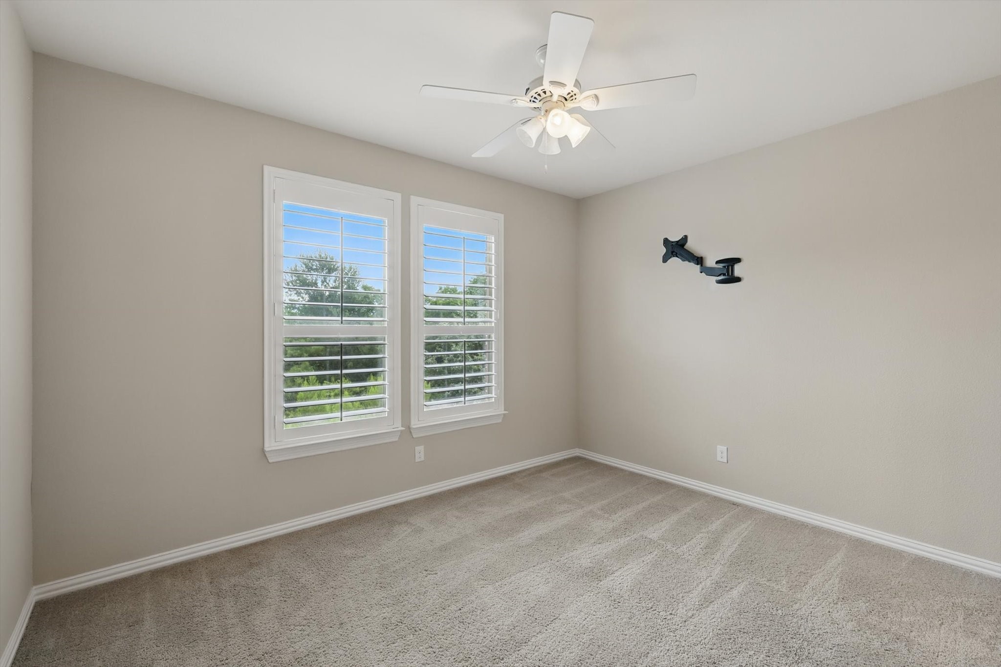 2866 Milsons Point Drive